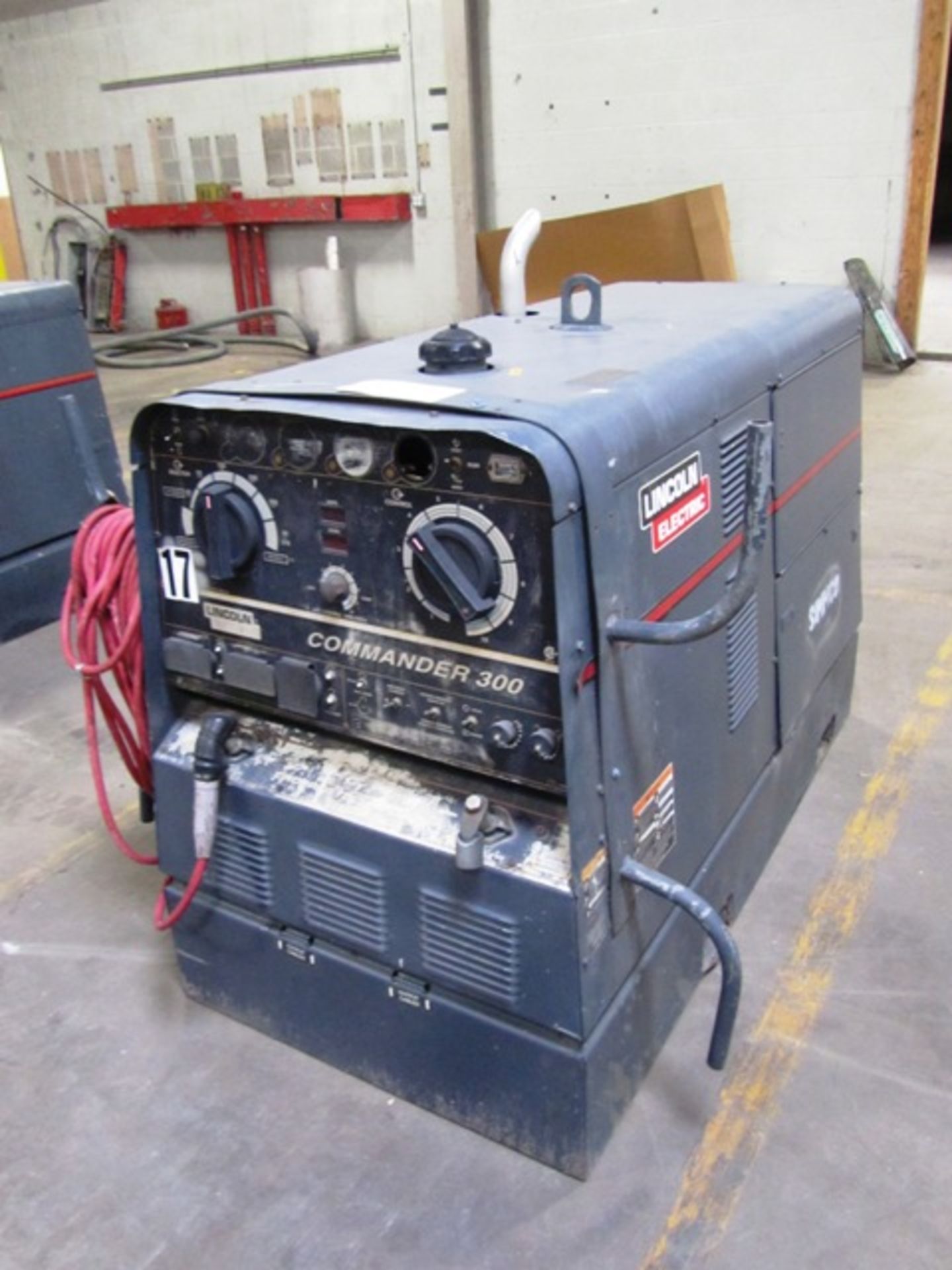 Lincoln Commander 300 Diesel Operated 300 Amp Stick & Wire Welder, sn:U1990319053