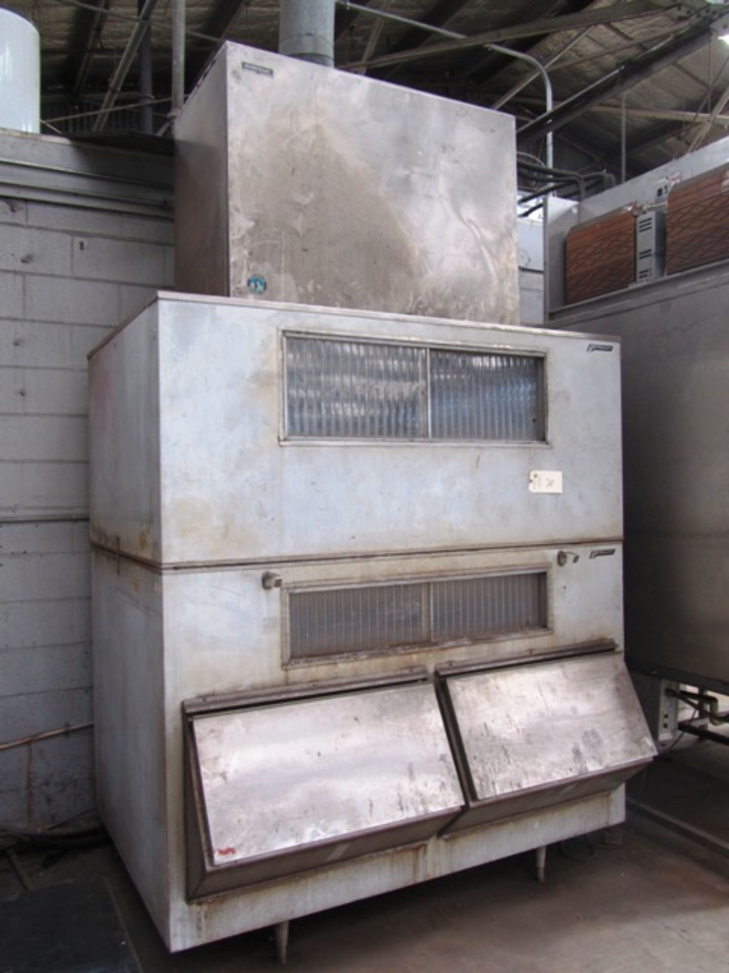 Follet Ice Machine