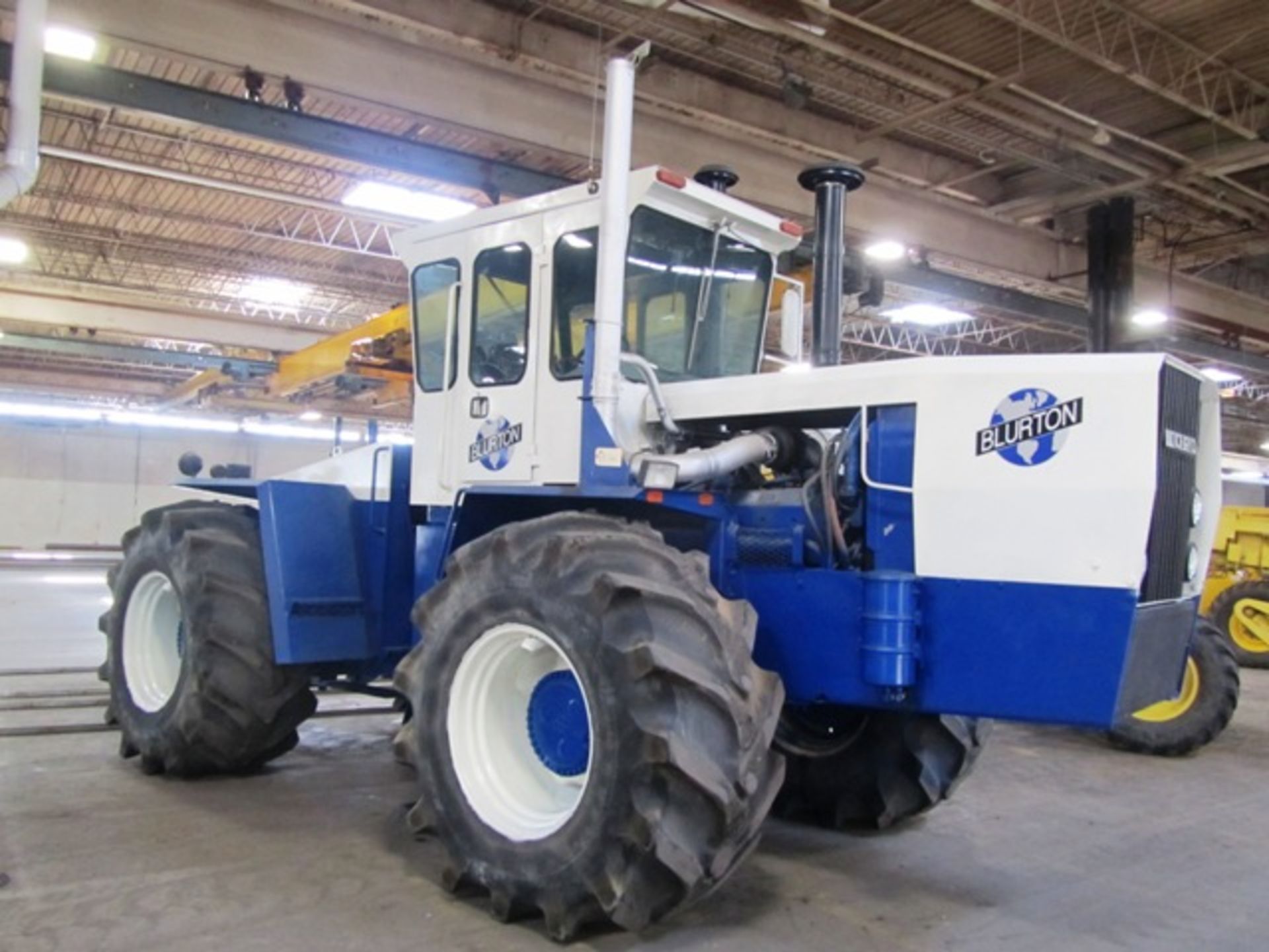 Ford PC311H Rough Terrain Tractor with Articulated Steering, Enclosed Cab, PTO in Rear, Diesel, - Image 2 of 4
