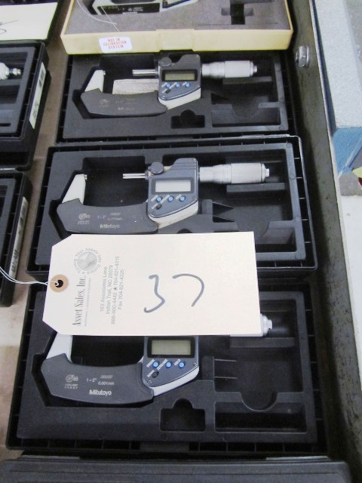 (2) Mitutoyo Digital Micrometers