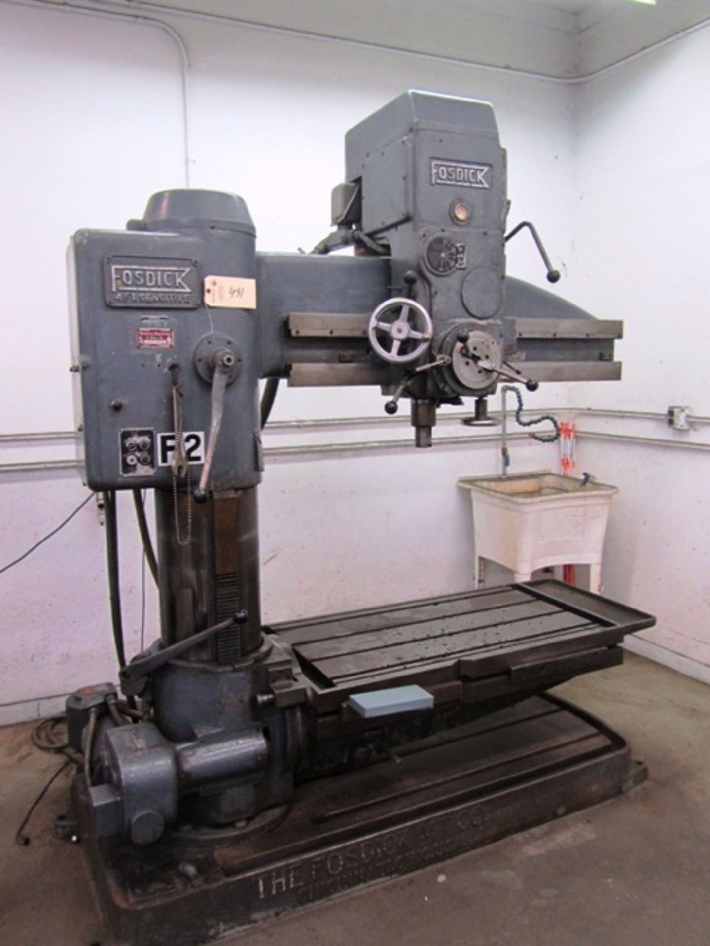 Fosdick 4' Sensitive Radial Arm Drill with Spindle Speeds to 1500 RPM, 24'' x 24'' Power Feed