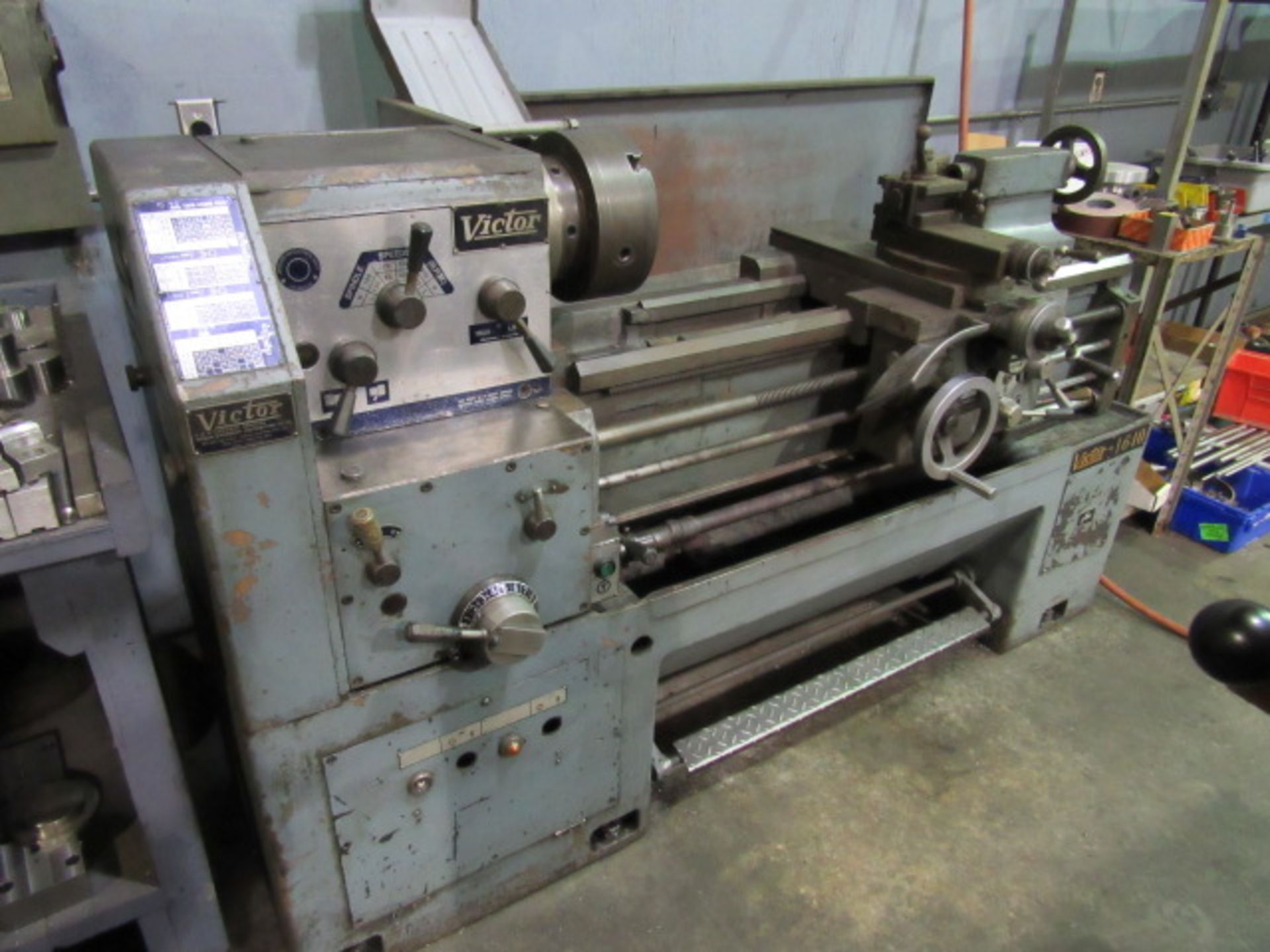 Victor Model 1640 17'' Swing x 37'' Centers to Tailstock Engine Lathe with 10'' Chuck, Spindle - Image 5 of 7