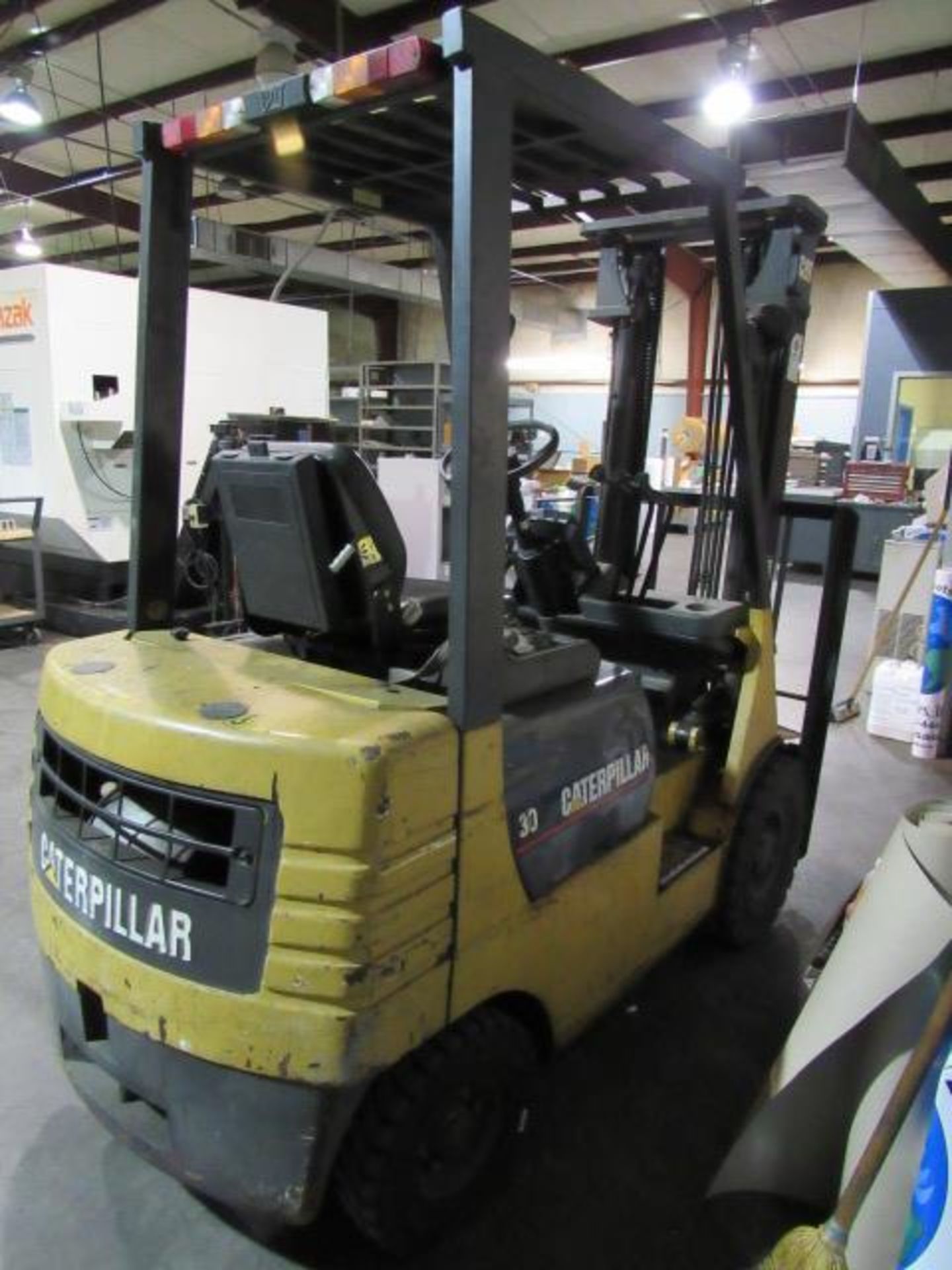 Caterpillar Model GP15 3000lb Capacity Gas Forklift with 2-Stage Mast, 36'' Forks, 4-Tread Tires, - Image 3 of 7