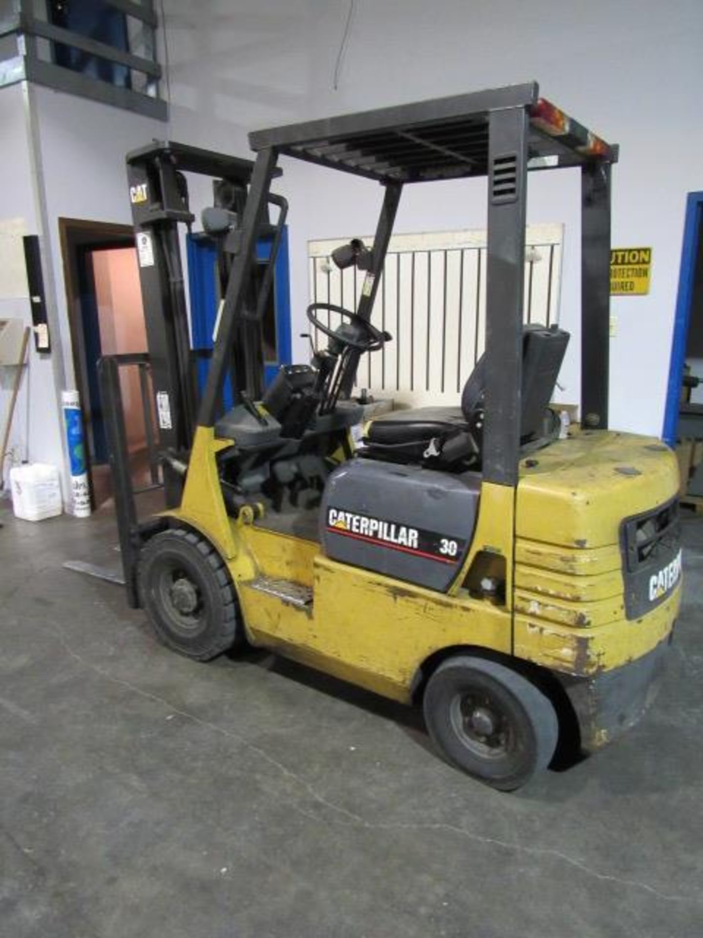 Caterpillar Model GP15 3000lb Capacity Gas Forklift with 2-Stage Mast, 36'' Forks, 4-Tread Tires, - Image 2 of 7