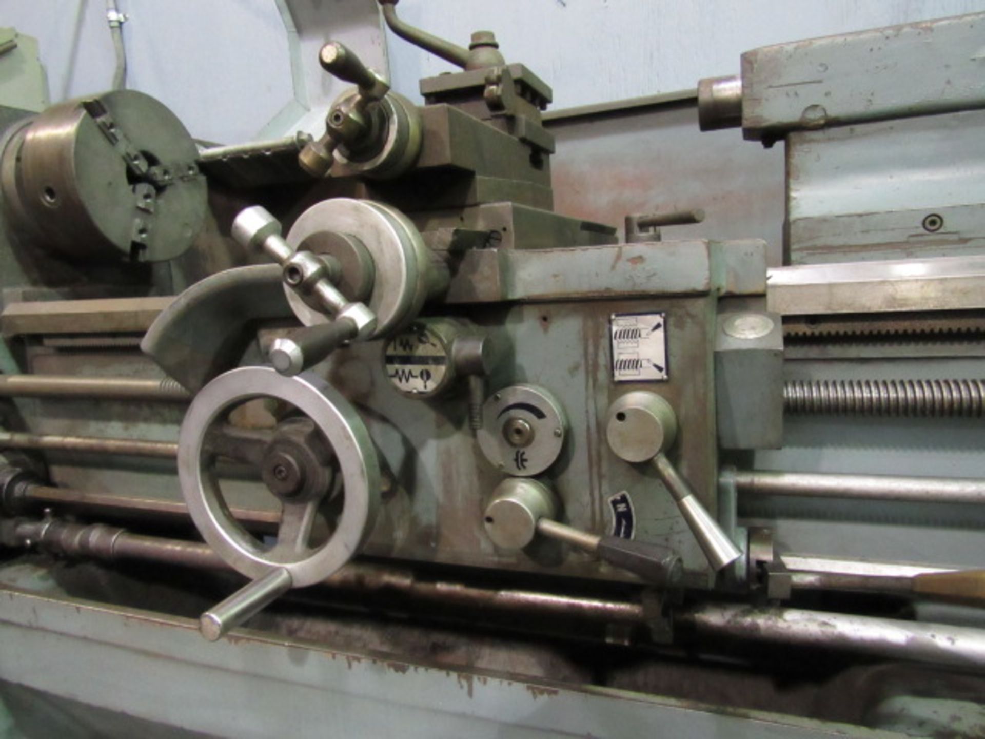 Victor Model 1640 17'' Swing x 37'' Centers to Tailstock Engine Lathe with 10'' Chuck, Spindle - Image 7 of 7