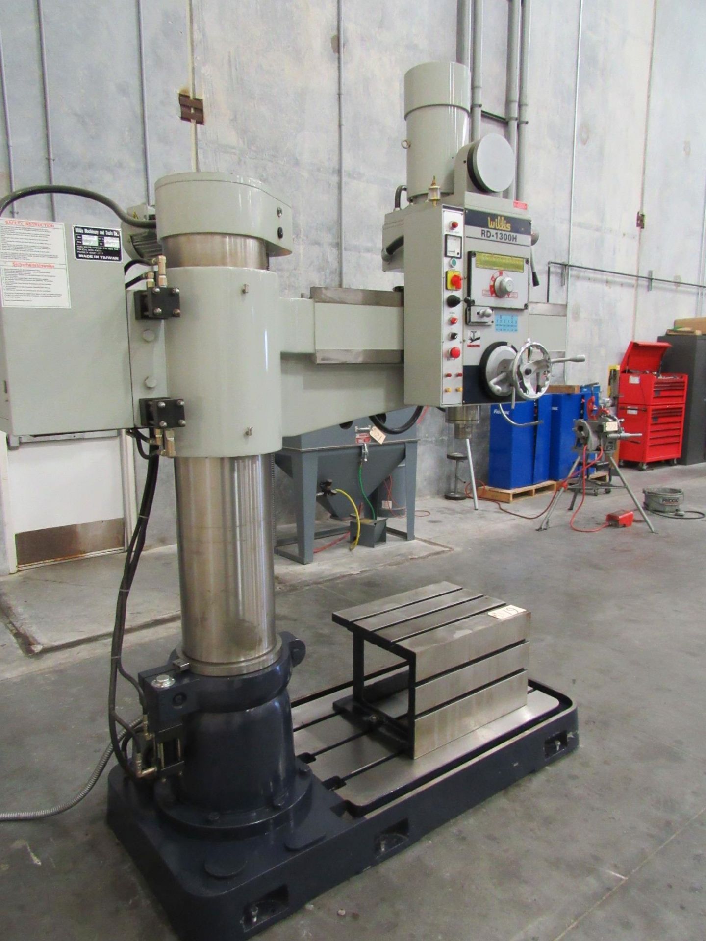 Willis Model RD-1300H Radial Arm Drill with T-Slotted Box Table, 30'' x 32'' Travels, Variable - Image 2 of 6
