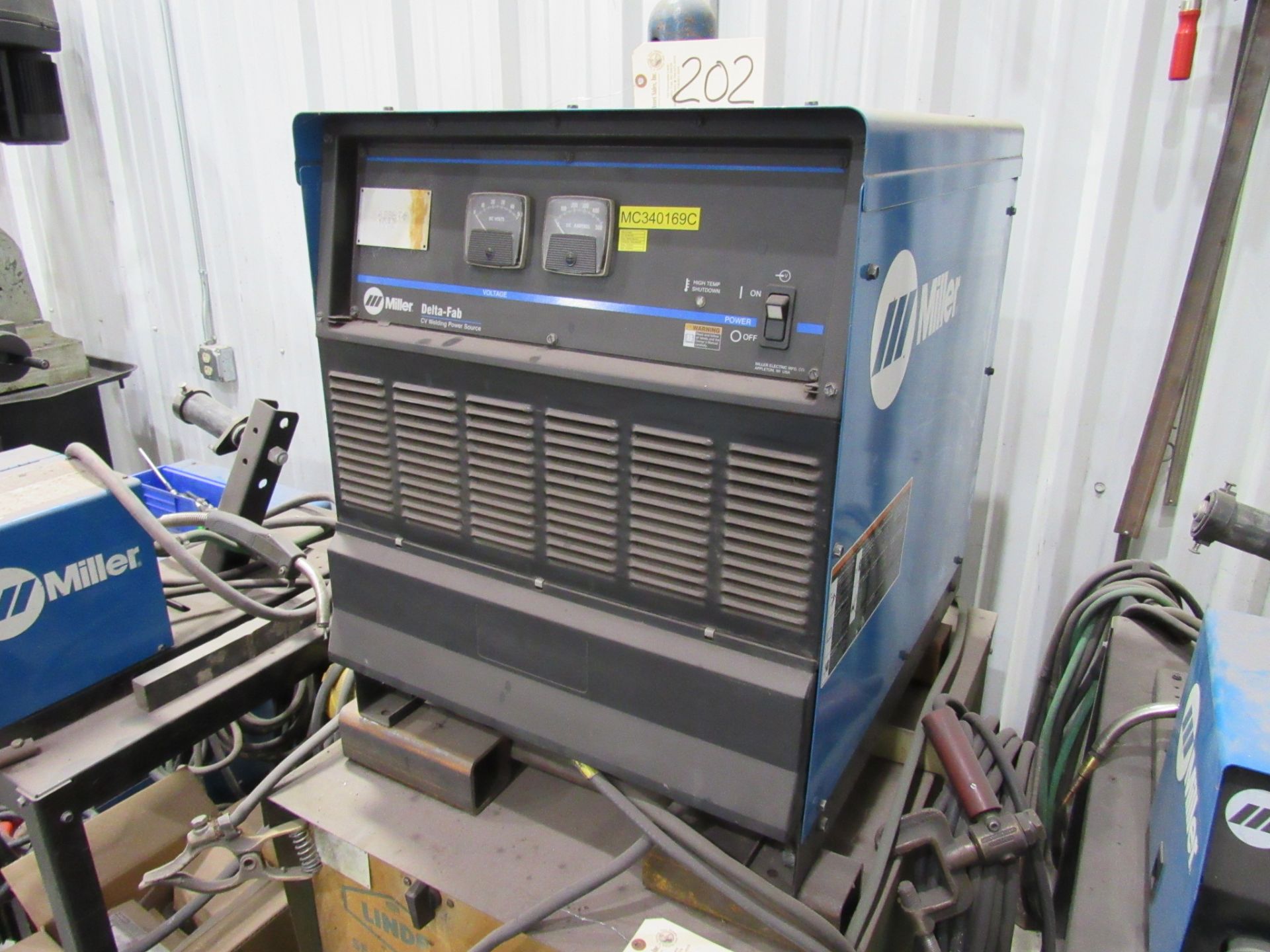 *Miller Delta Fab Mig Welder, sn:MC340169C with Miller 24A Wire Feeder, sn:MC290325V, *Linde SE-