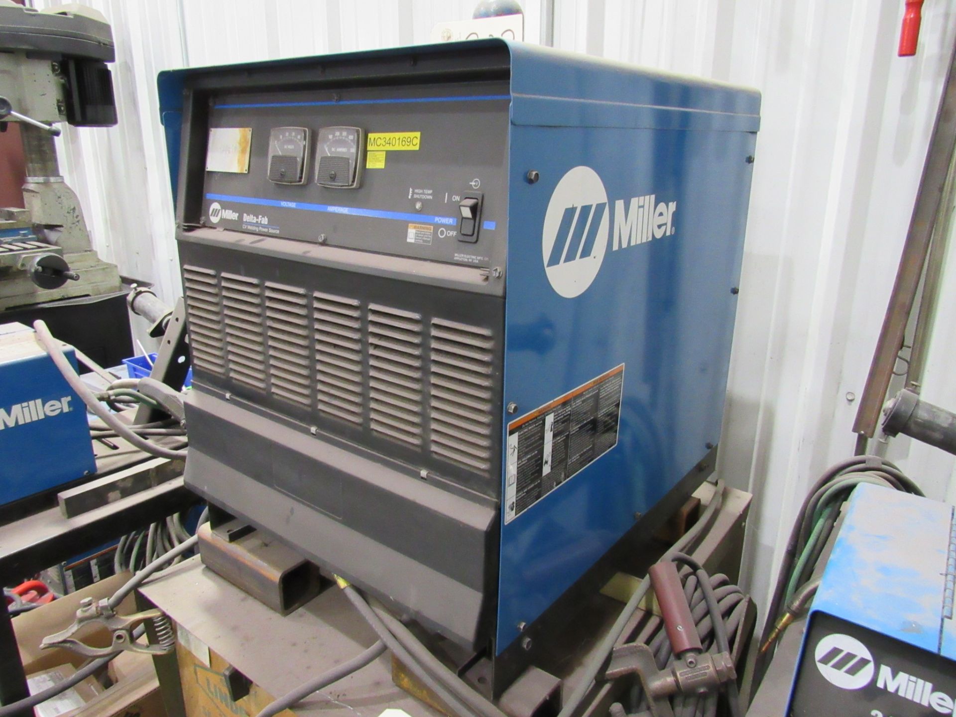 *Miller Delta Fab Mig Welder, sn:MC340169C with Miller 24A Wire Feeder, sn:MC290325V, *Linde SE- - Image 4 of 17