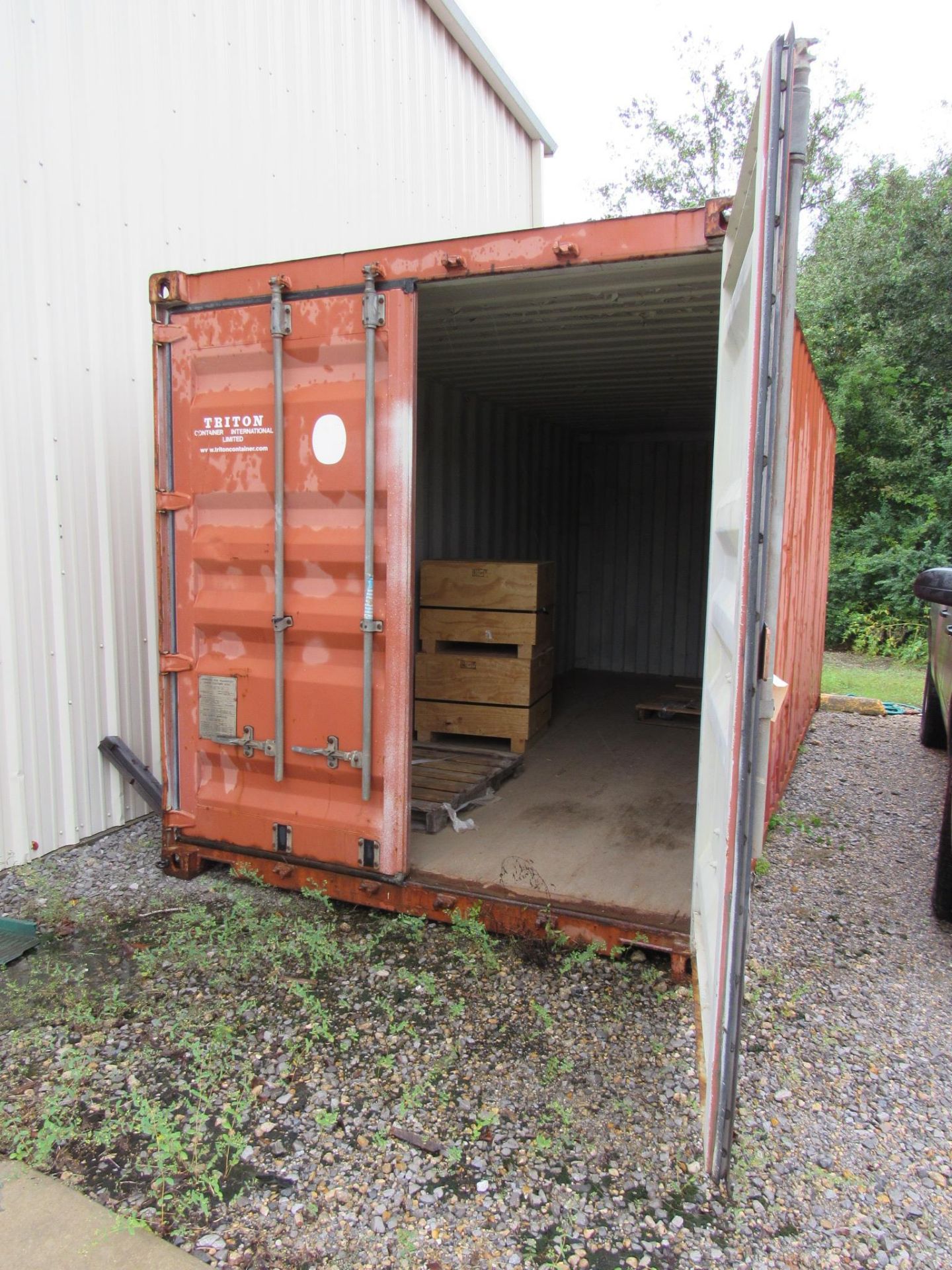 Triton TTNU32796522G1 Shipping Container with Skids & Totes **formally lots 211,212,213** **