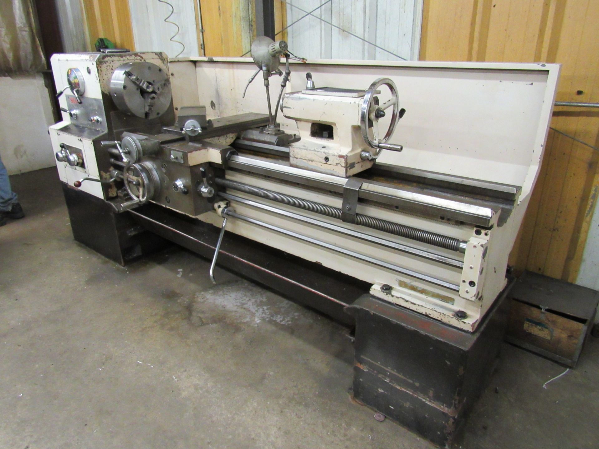 Select Model 1860G 19'' x 62'' Engine Lathe with 12'' Diameter 3-Jaw Chuck, 3'' Spindle Bore, - Image 4 of 6