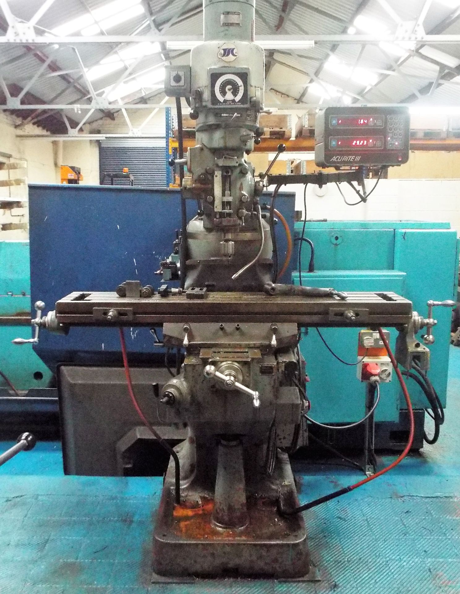 Jenq Shing Turret Milling Machine cw Acurite DRO