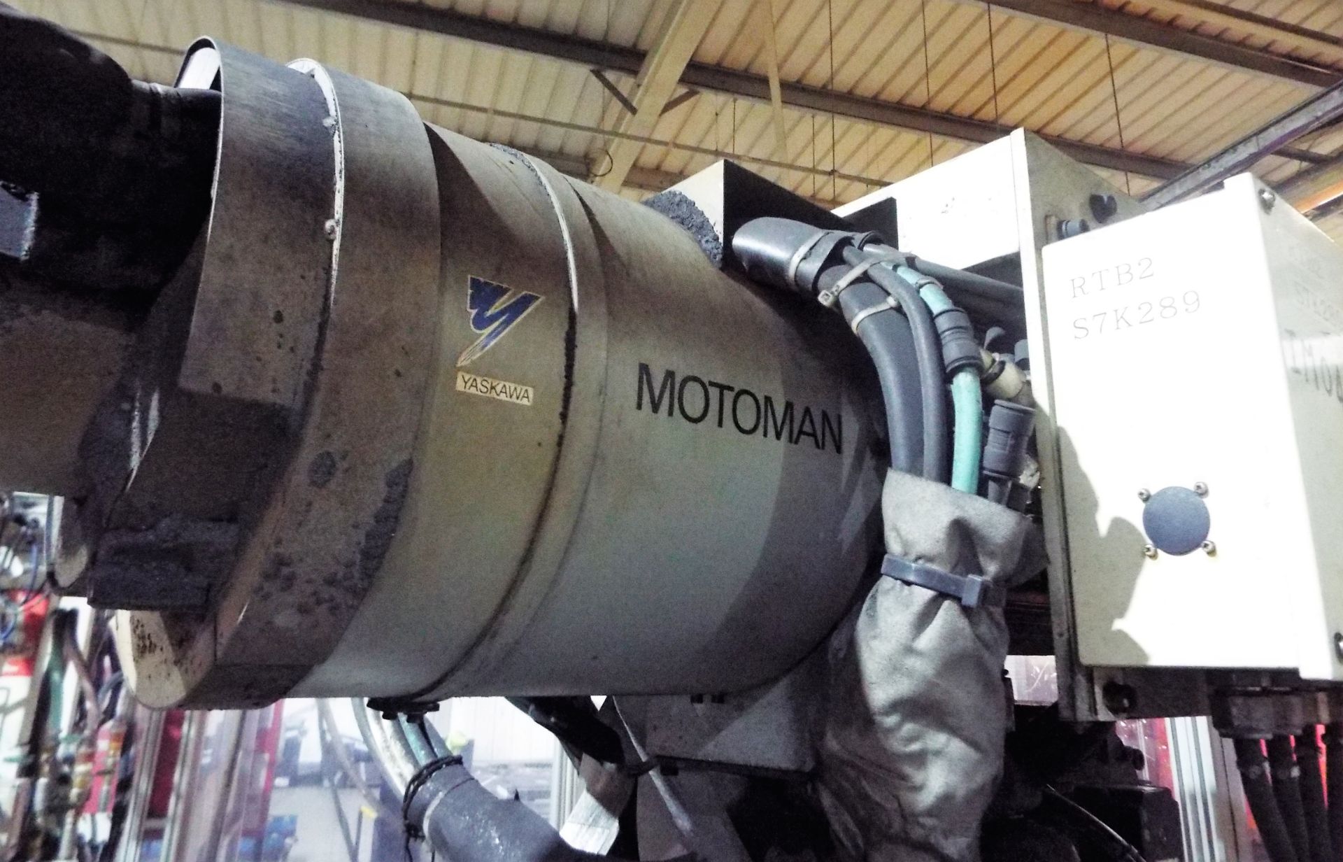 Motoman Yakasawa ES165N industrial Spot Welding Robot. - Image 2 of 14