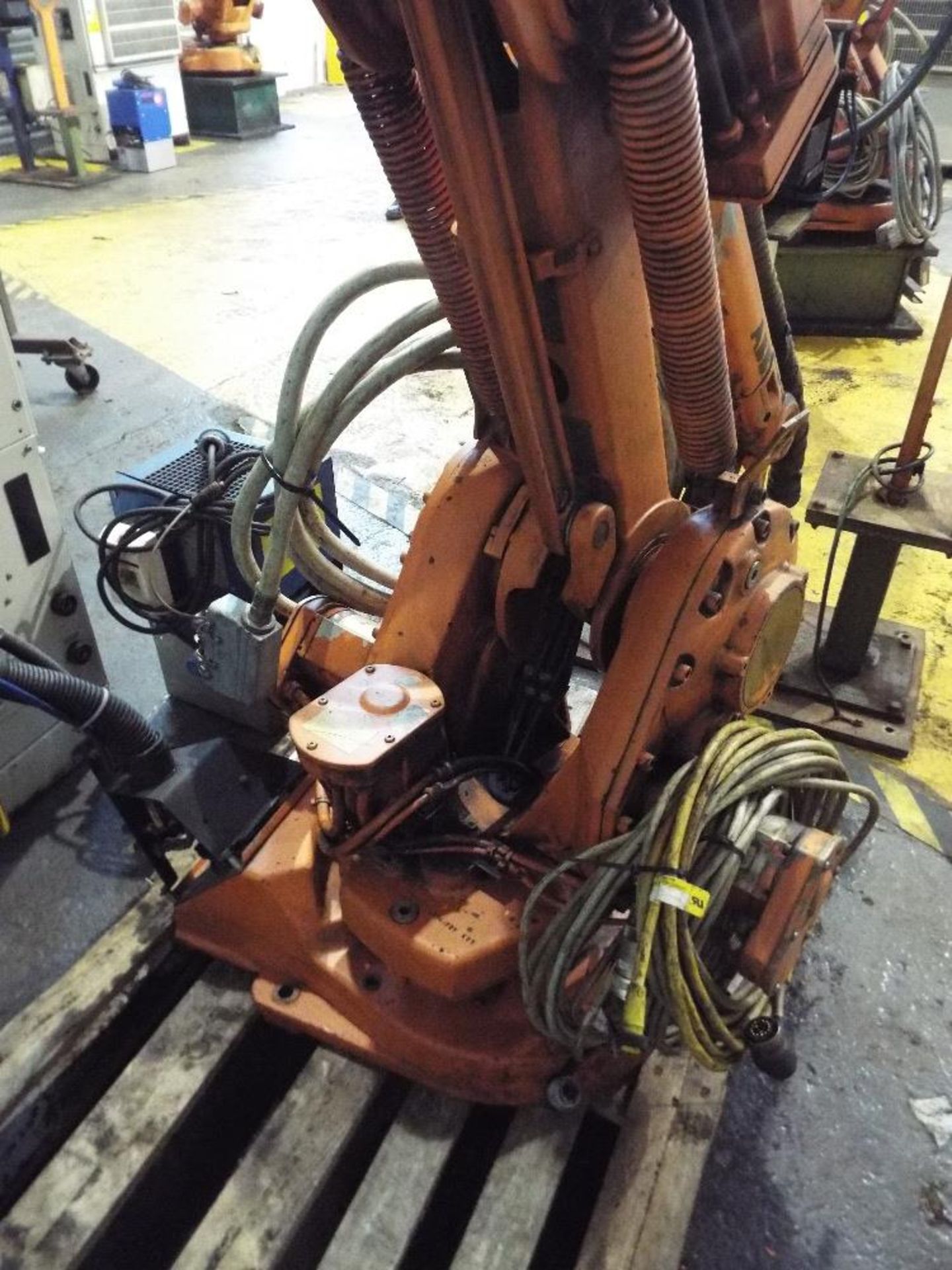 ABB 1400 Mig Welding Robot - Bild 4 aus 16