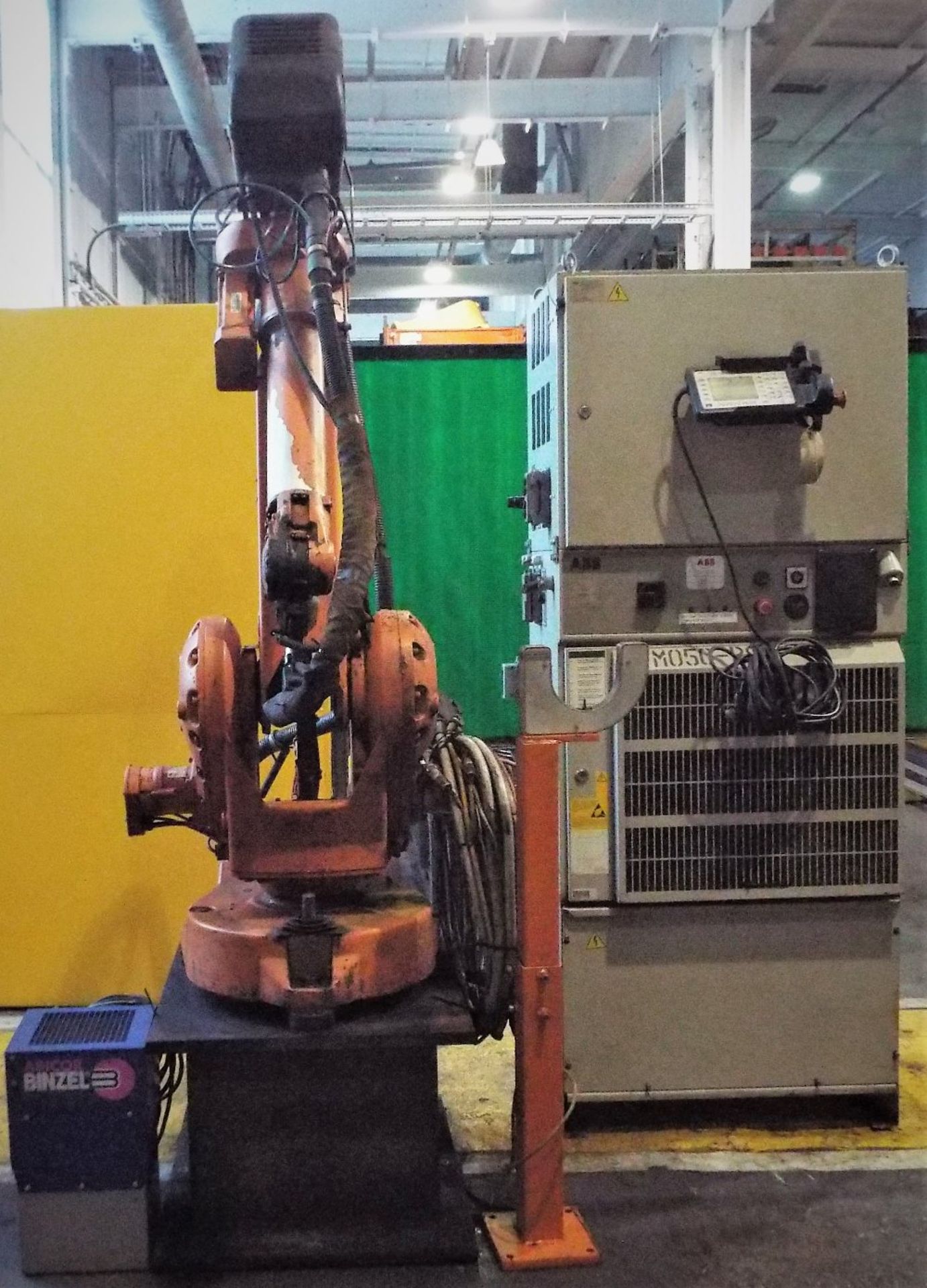 ABB 2400L Mig Welding Robot.