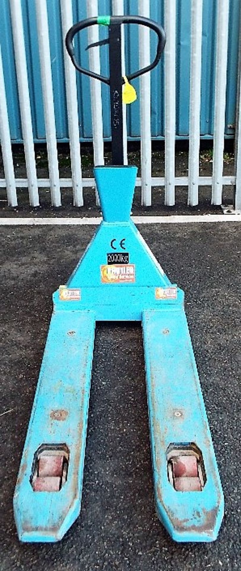 Pallet Truck With Integrated Weighing Scales.