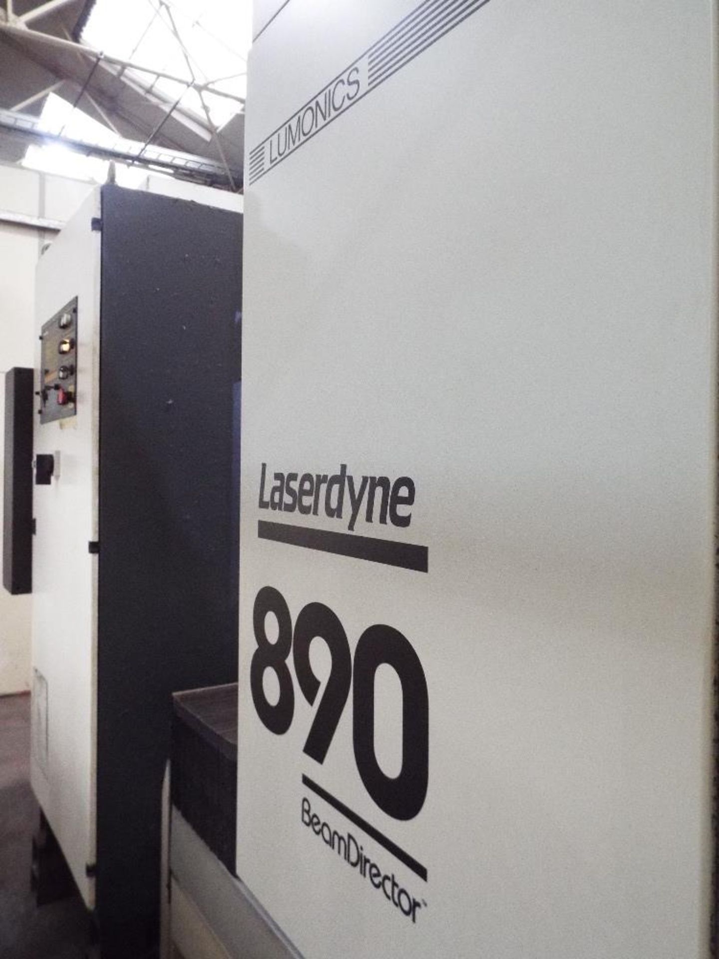 Lumonics Laserdyne 890 Beam Director Multiaxis Laser System cw Dust Extractor and Chilling Unit. - Image 5 of 36