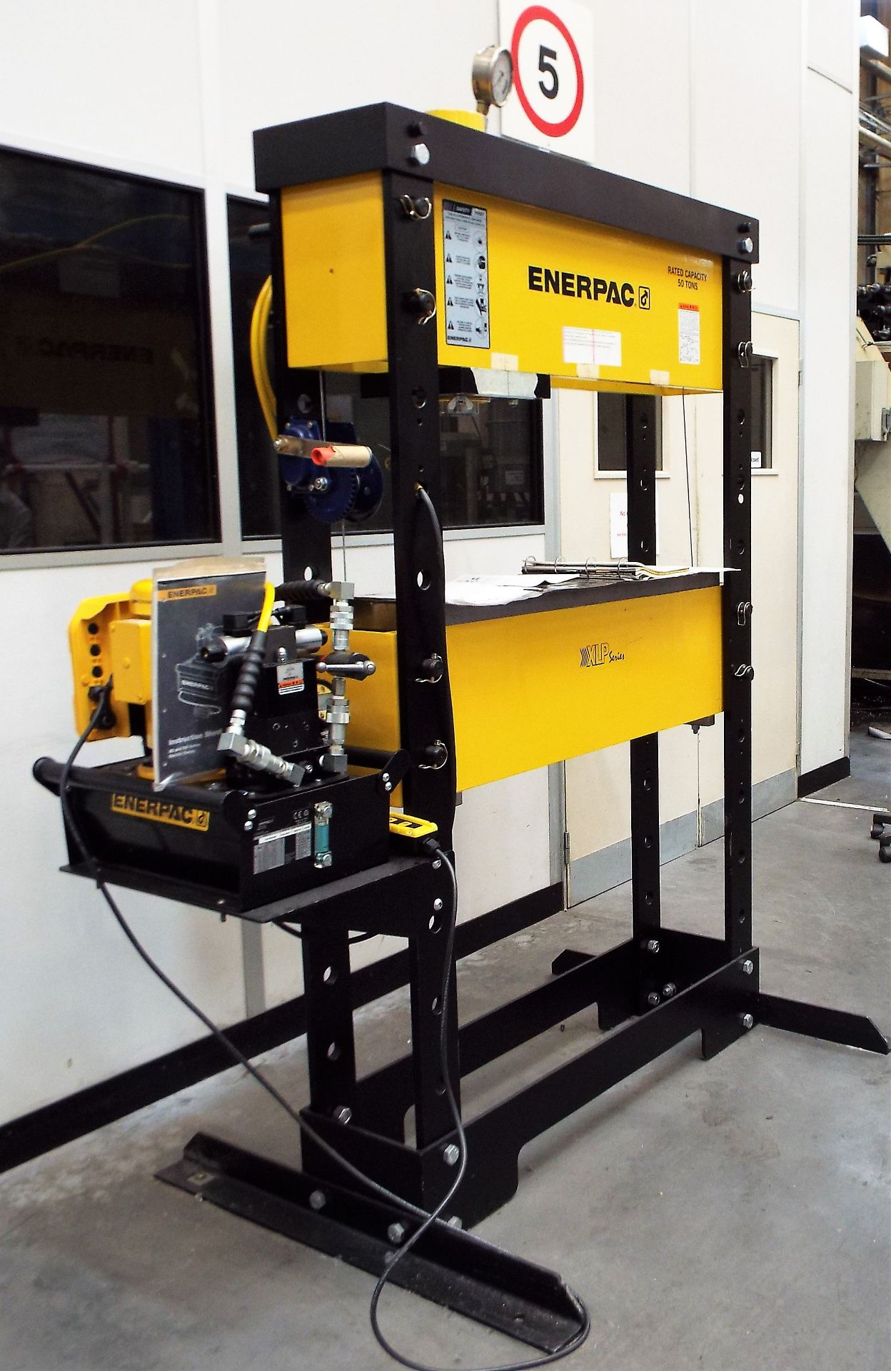 Enerpac XLP50 Workshop Press cw ZE Series Electric Pump and Pendant Controlled Raise/Lower - Image 2 of 14