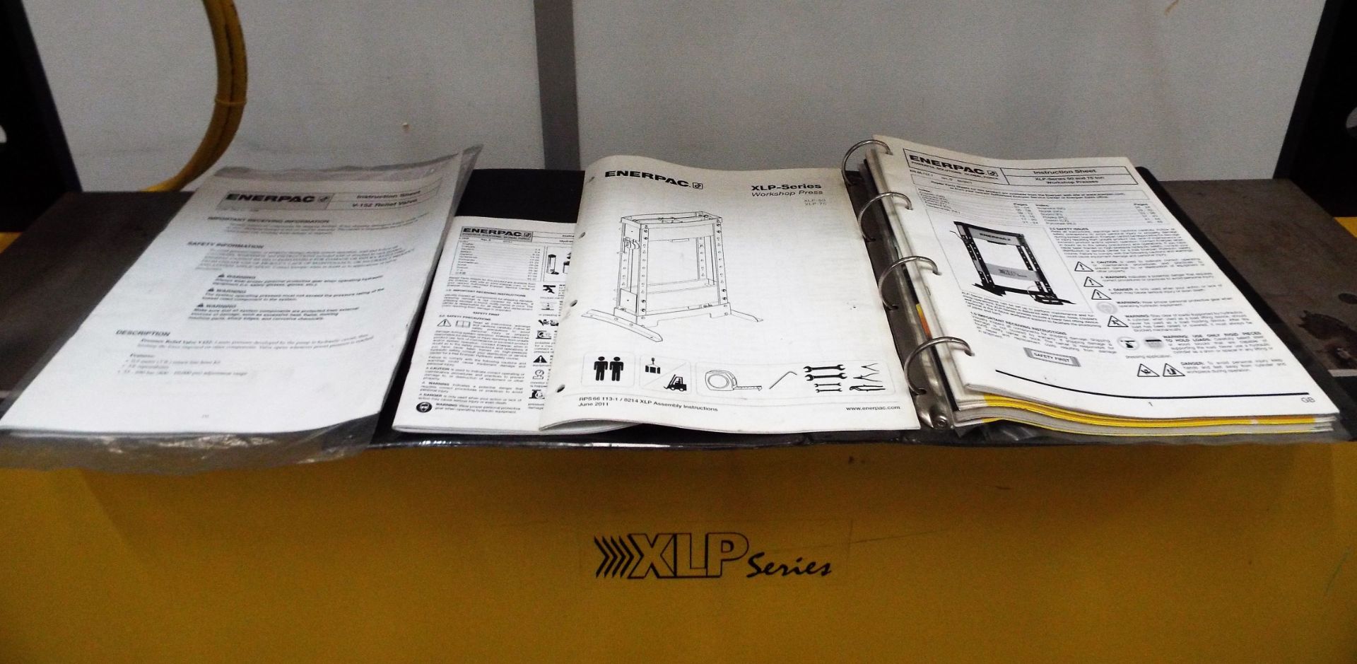 Enerpac XLP50 Workshop Press cw ZE Series Electric Pump and Pendant Controlled Raise/Lower - Image 7 of 14