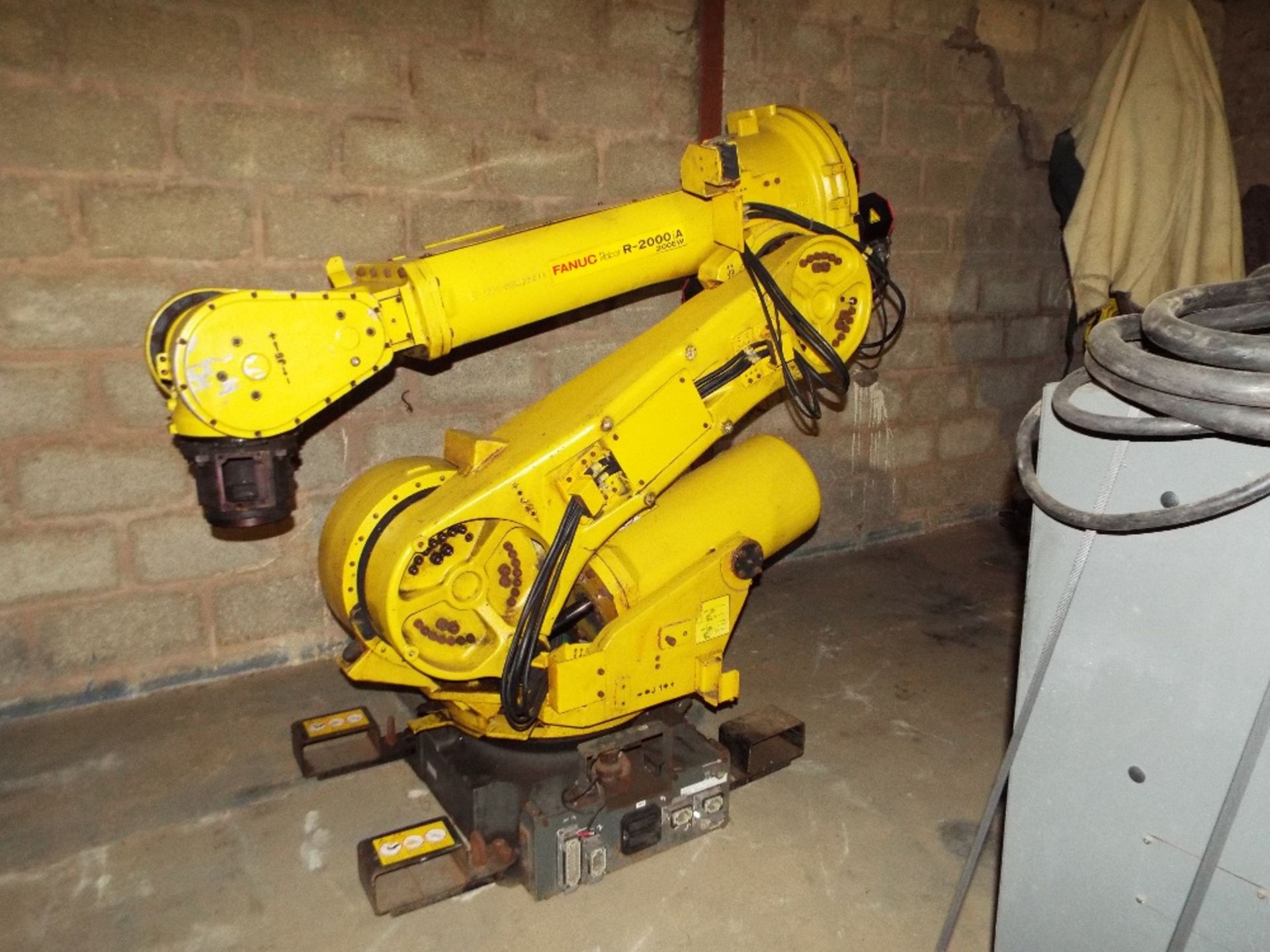 Fanuc Robot Type R-2000iA - 200EW - R-J3iB - Image 2 of 9