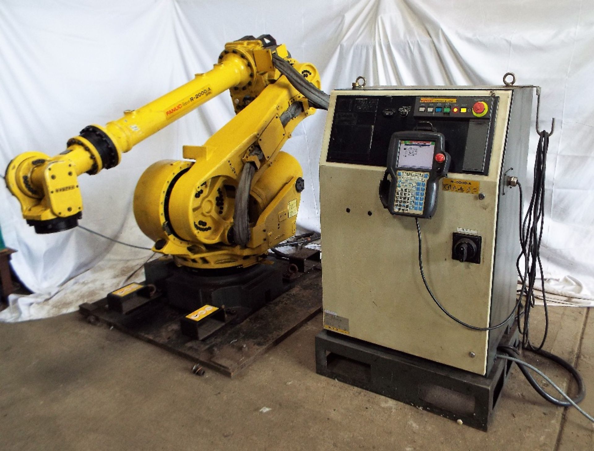 Fanuc Robot Type R-2000iA-125L