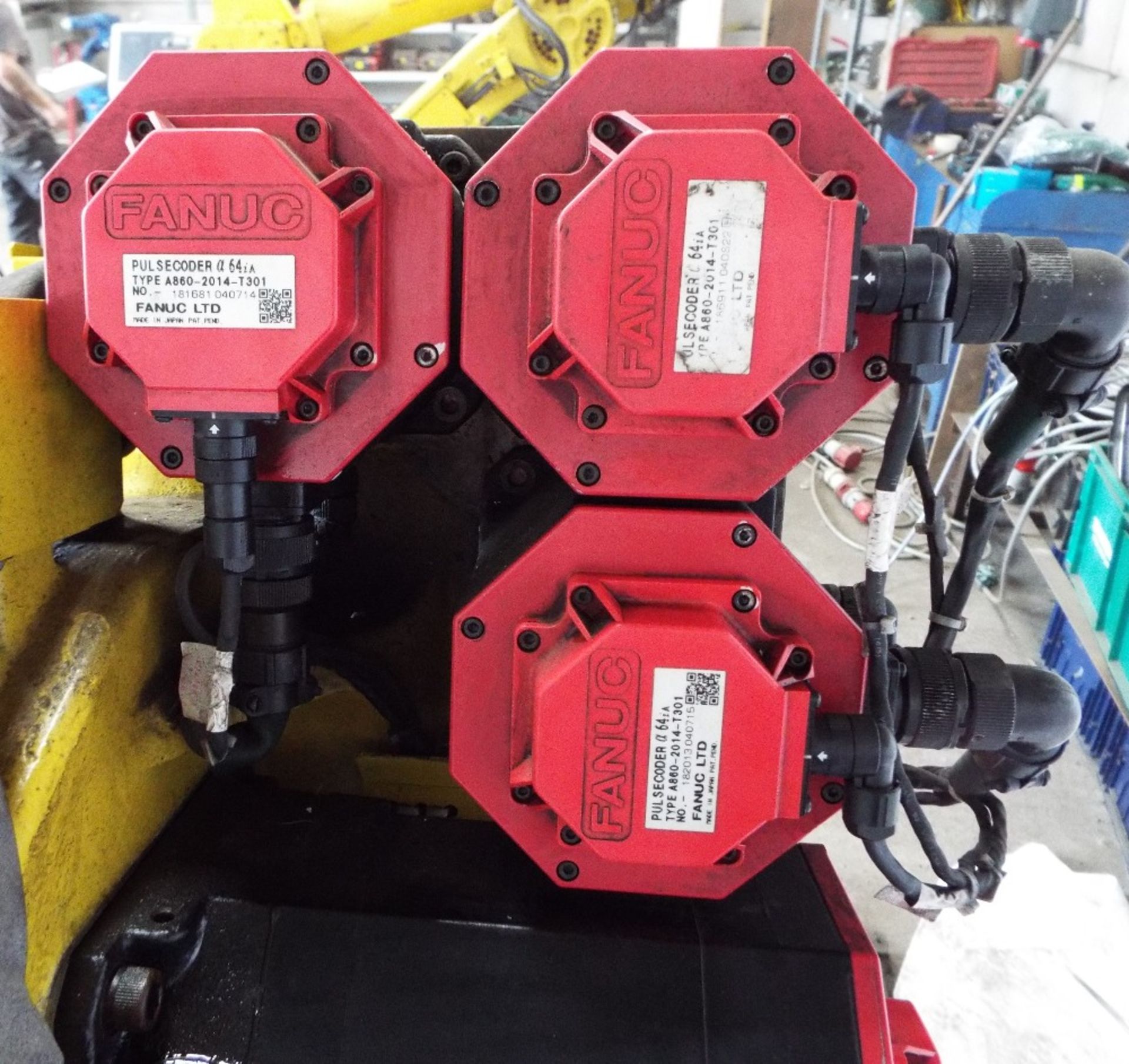 Fanuc Robot Type R-2000iA-125L - Image 4 of 10