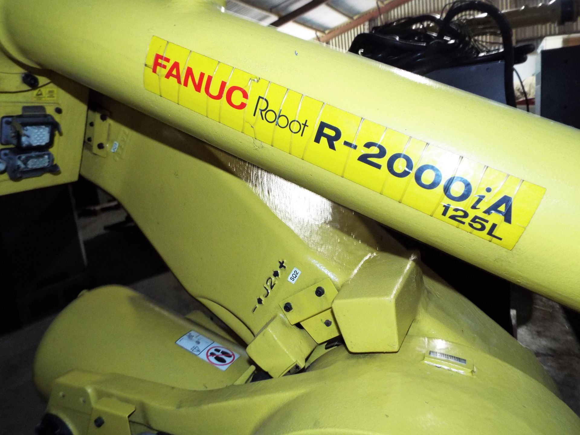 Fanuc Robot Type R-2000iA - 125L - R-J3iB - Image 3 of 8