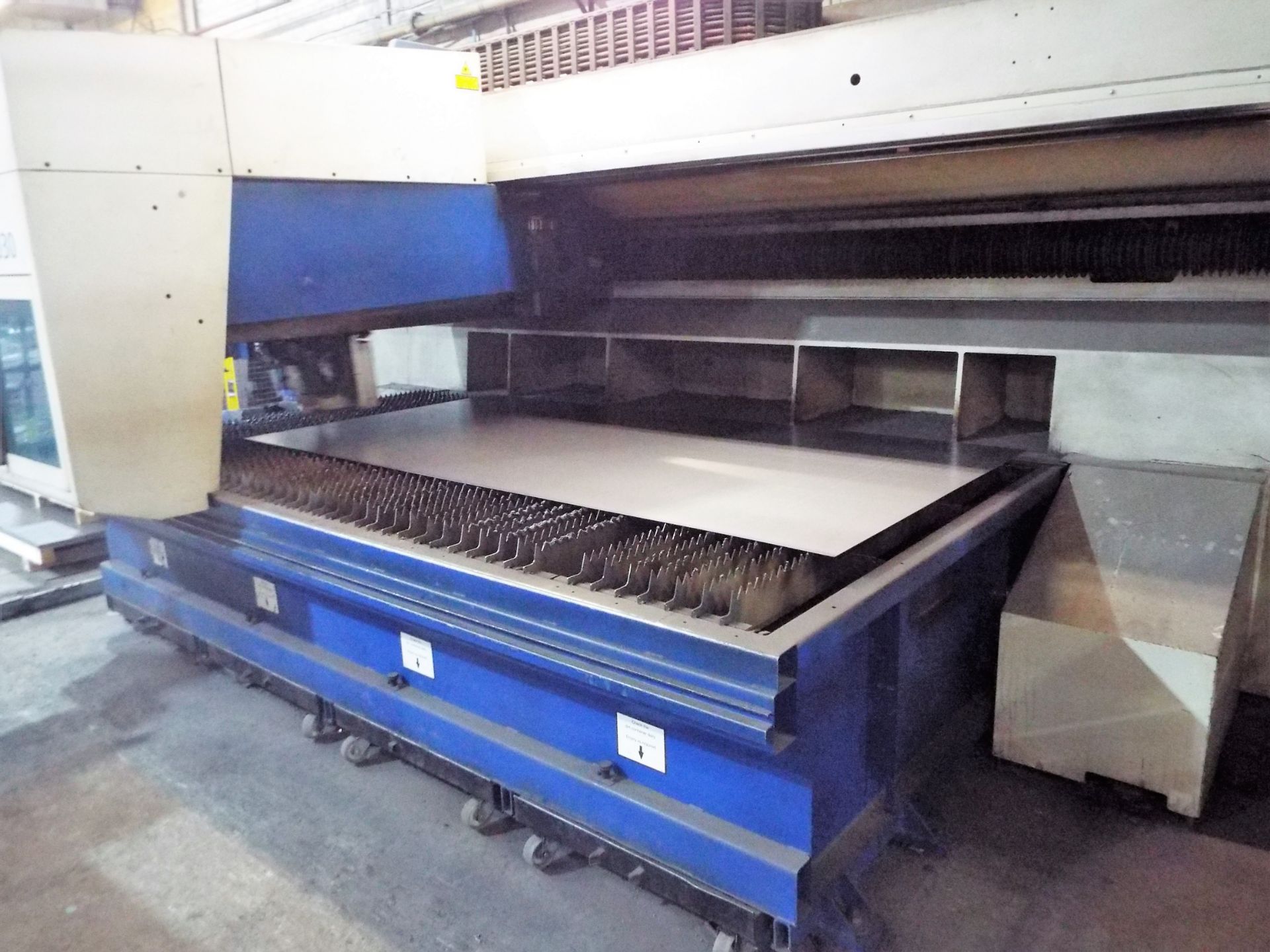 Complete Contents of A Trumpf 2030 TruCoax 2000 Laser Cutting Cell - Image 4 of 23