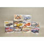 Ten Revell 1:24 scale plastic model kits, all 'Yank Tanks'. Ex-shop stock, sealed.