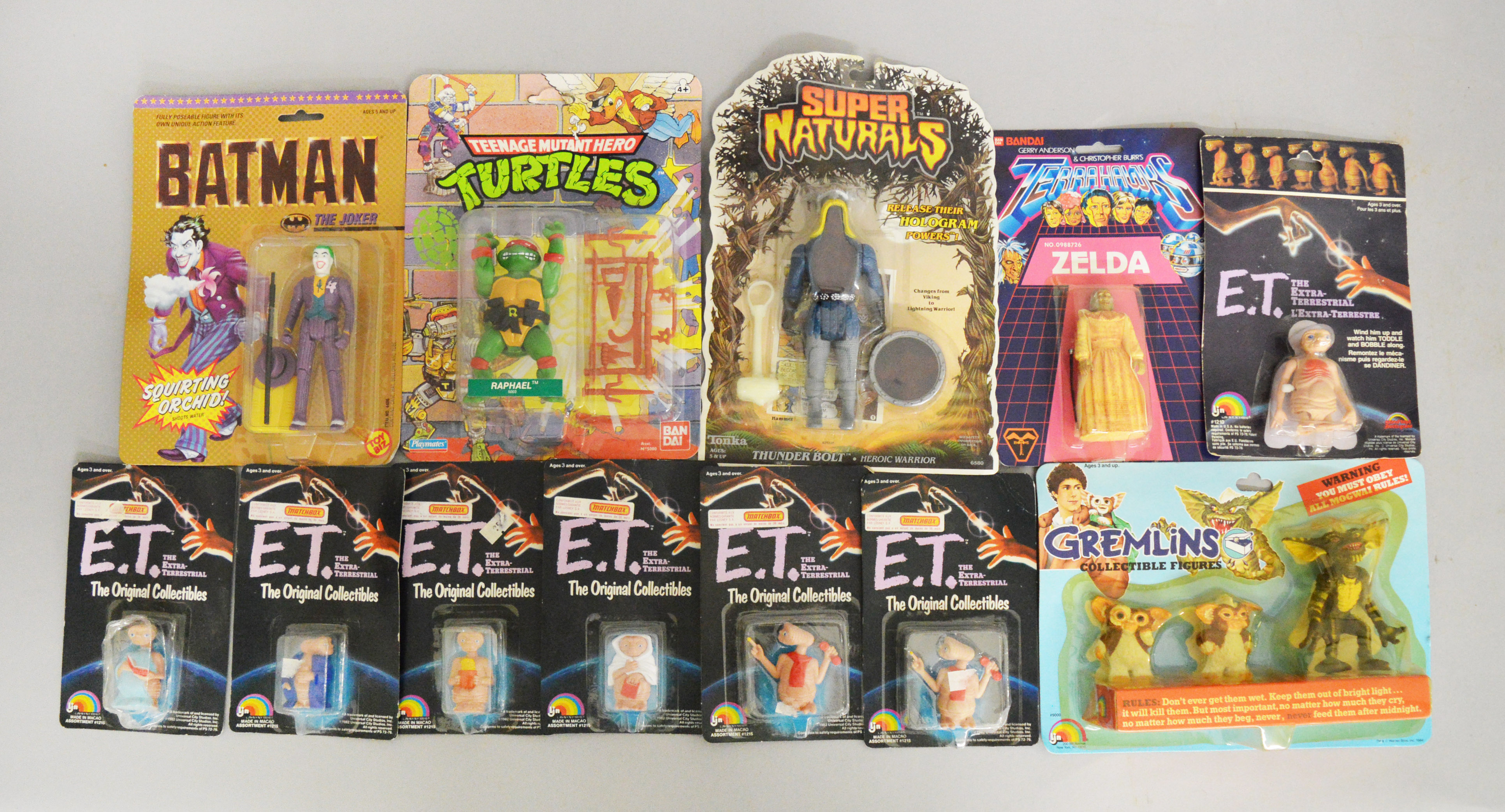 Quantity of vintage action figures Ljn Gremlins 3 pack, x6 Ljn/matchbox E.T figures, Ljn wind up E.
