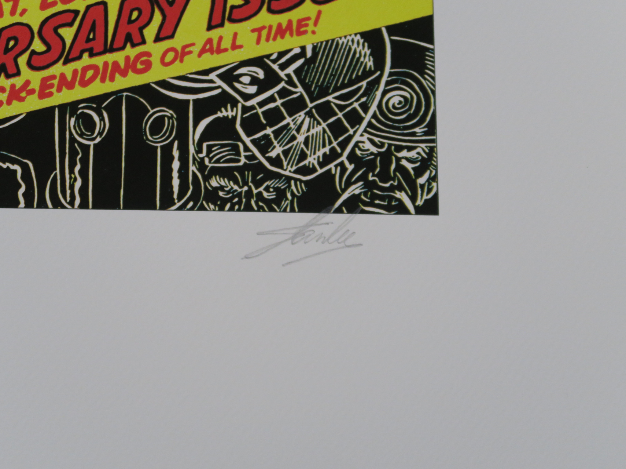 Stan Lee hand signed The Amazing Spider-man #100 - The Spider Or The Man? date of release October - Image 3 of 3