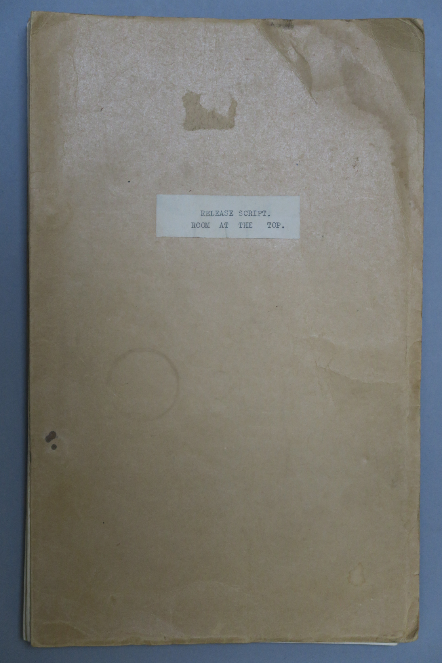 "Room at the Top" (1959) Oscar winning Screenplay Release Script belonging to Neil Paterson who won - Image 2 of 6