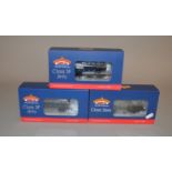 EX-SHOP STOCK: OO Gauge three boxed Bachmann 8 DCC 32-233 Class 3F Jinty,