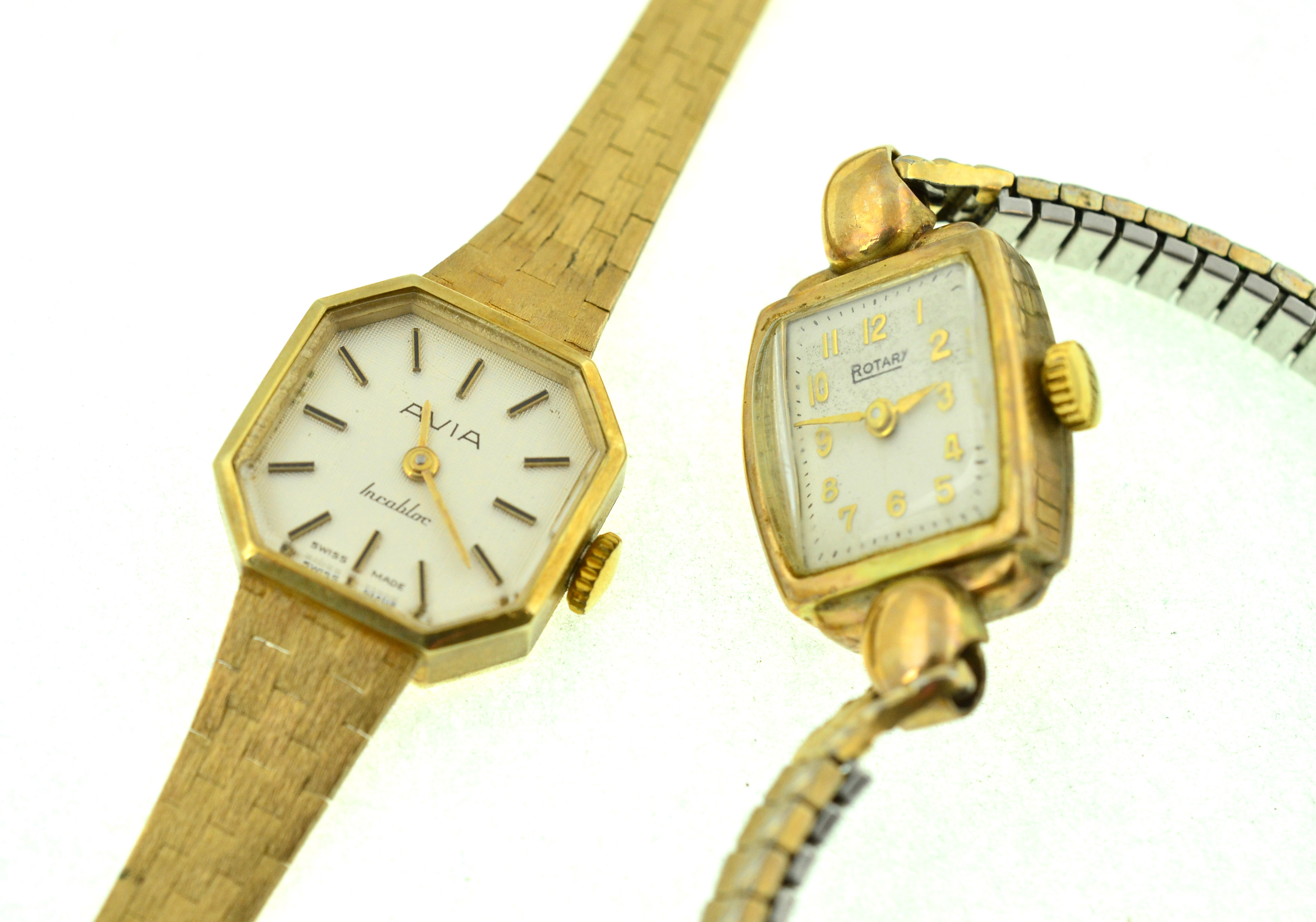 A 9ct H/M ladies AVIA mechanical wristwatch, approx gross weight 21. - Image 2 of 2