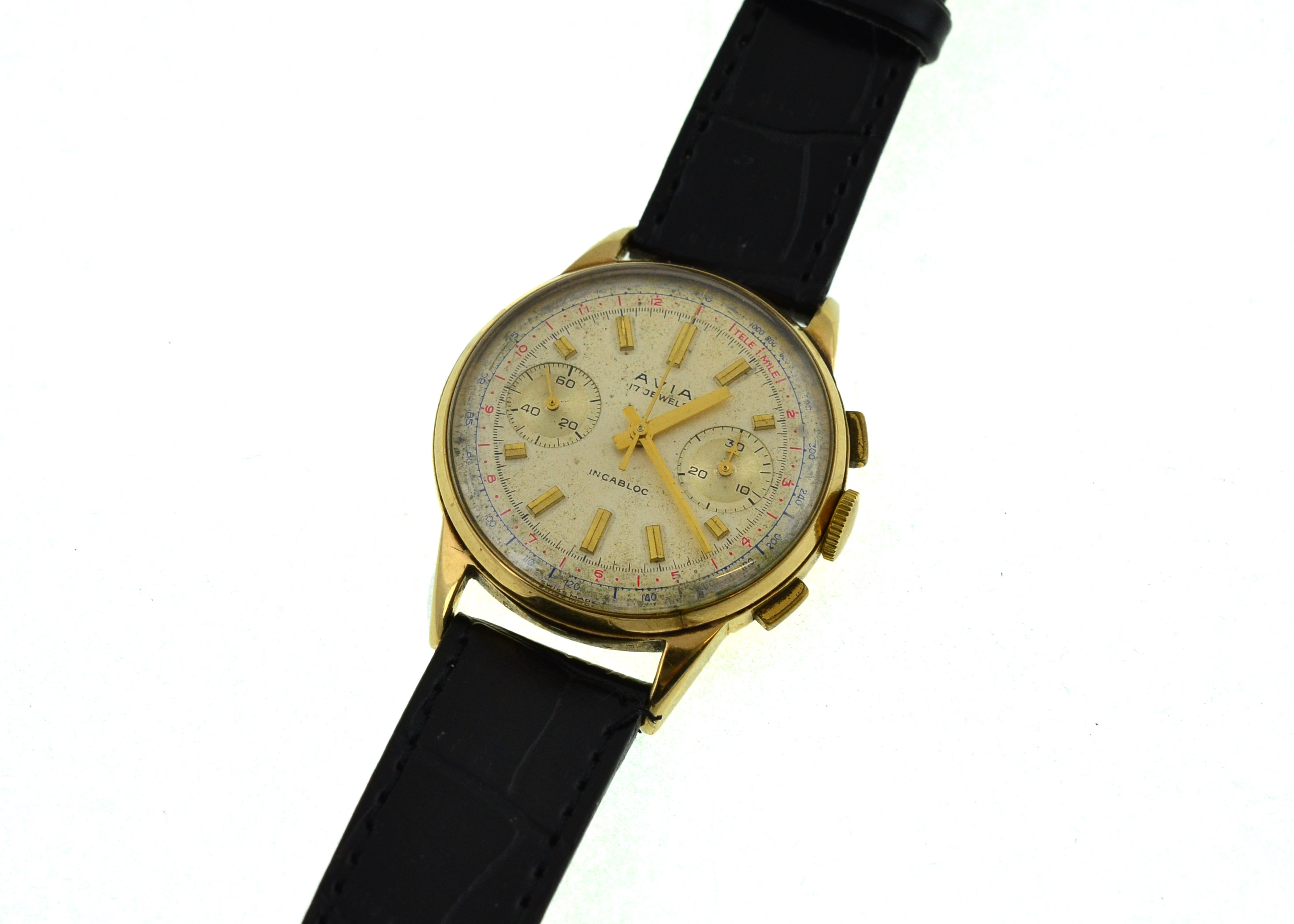 A 9ct gents AVIA chronograph mechanical wristwatch, on later leather strap,