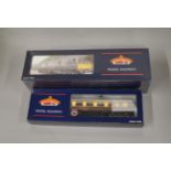 OO Gauge. A boxed Bachmann 32-900 Class 108 2 car DMU set BR Green with Speed Whiskers, retains