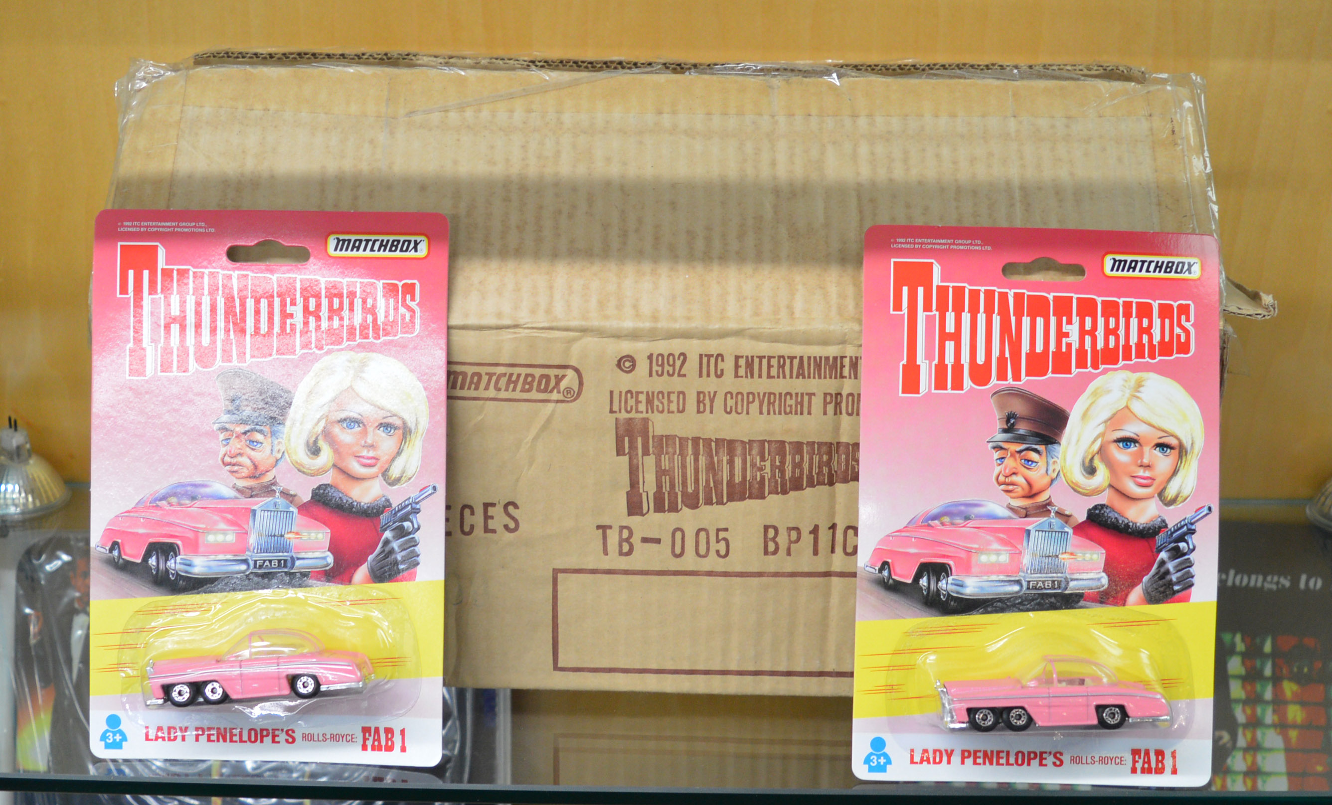 24 Lady Penelope's diecast models of Fab 1 from Thunderbirds by Matchbox (24).  [NO  RESERVE]