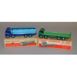 2 boxed Dinky Toys, 503 Foden Type 1 Flat Truck with Tailboard iwith dark green cab and chassis with