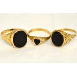 Three 9ct H/M onyx set rings, sizes Q-V, approx gross weight 8.4gms