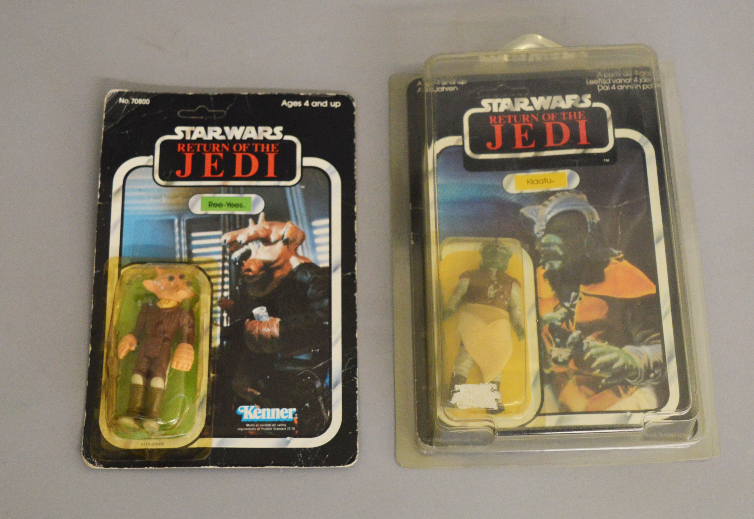 2 Vintage Star Wars 3¾ inch carded figures ; Ree-Yees and Klaatu, Klaatu is by Palitoy on a 65