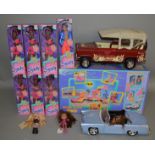 7 Sindy items which includes; 4x4 and dolls which are all boxed, also included in this lot is 2