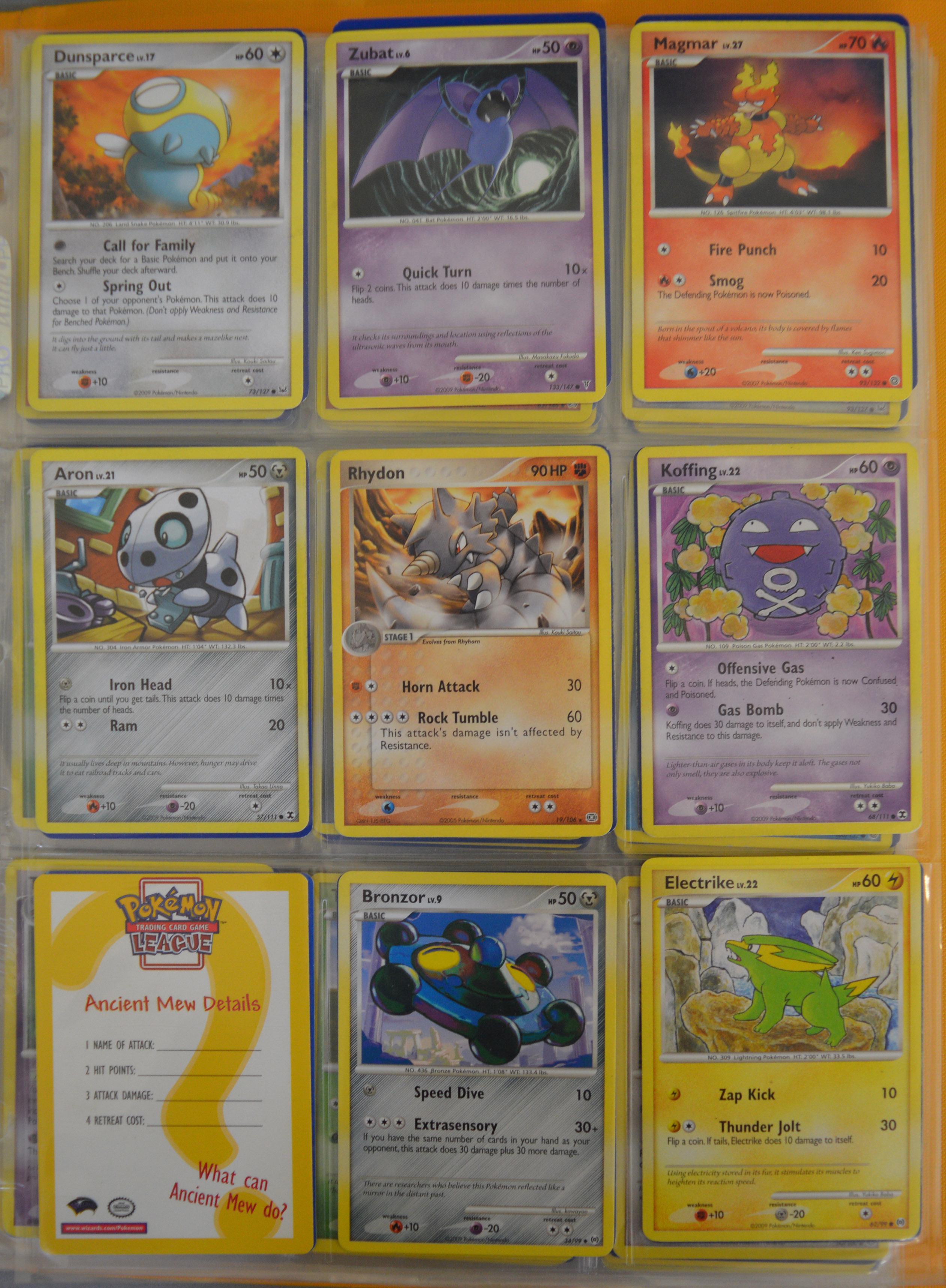 A mixed lot of Pokemon items, which includes; Game boy Color, Trading cards etc - Image 21 of 87