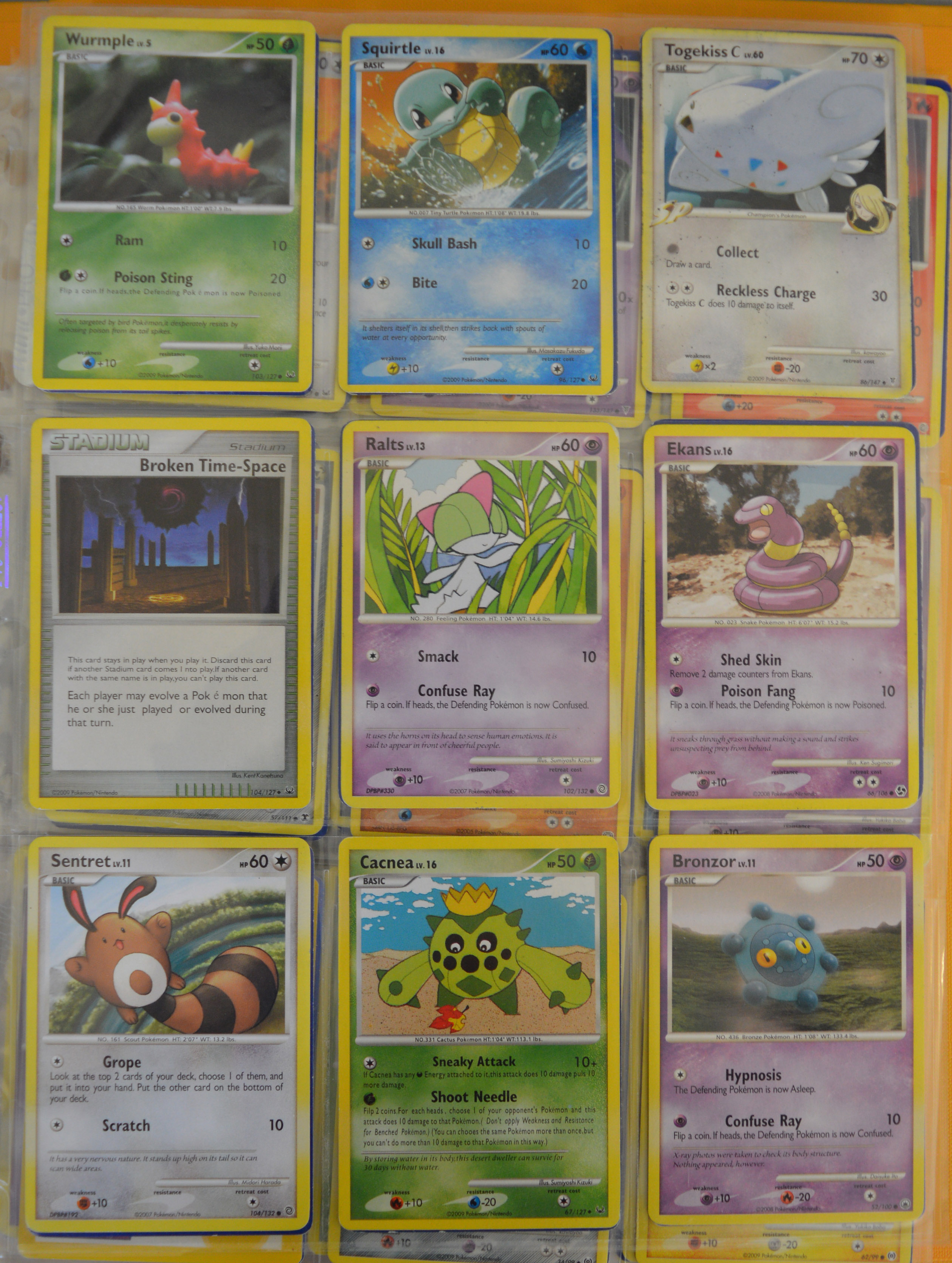 A mixed lot of Pokemon items, which includes; Game boy Color, Trading cards etc - Image 19 of 87