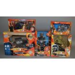 5 boxed Doctor Who items; Tardis Playset, Remote controlled Dalek etc (5).