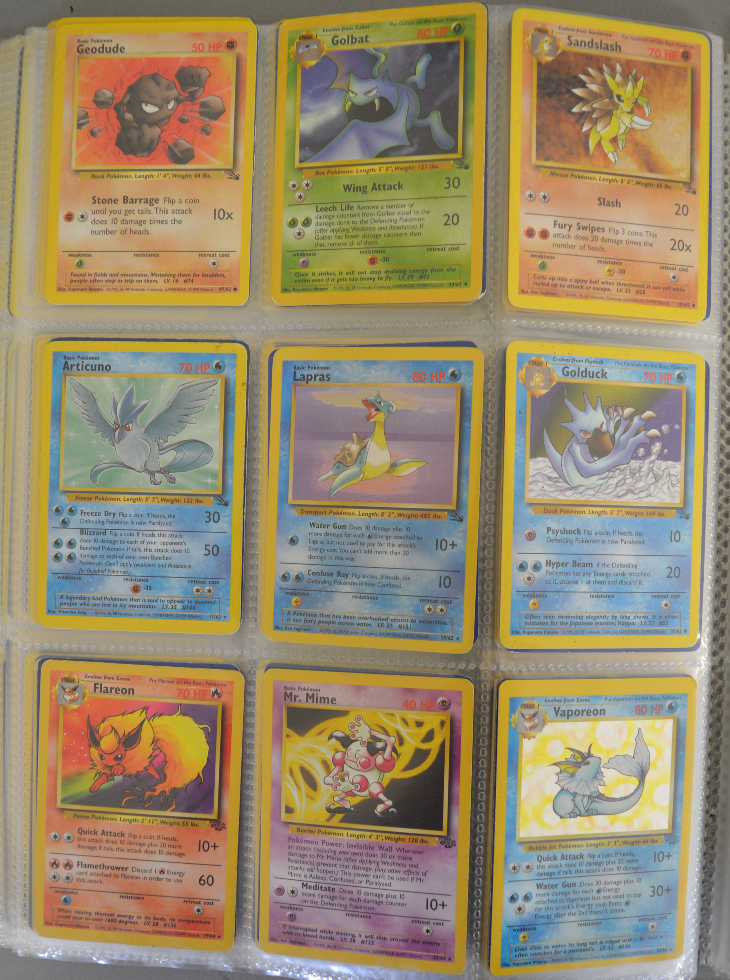 A mixed lot of Pokemon items, which includes; Game boy Color, Trading cards etc - Image 71 of 87