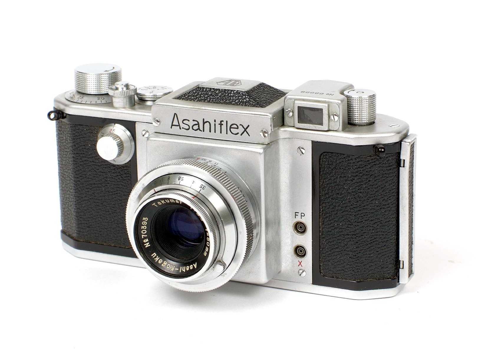 Asahiflex & Tower 22 Cameras. Comprising Asahiflex IIa #68999 (condition 5F) and a Tower 22 # - Image 2 of 3