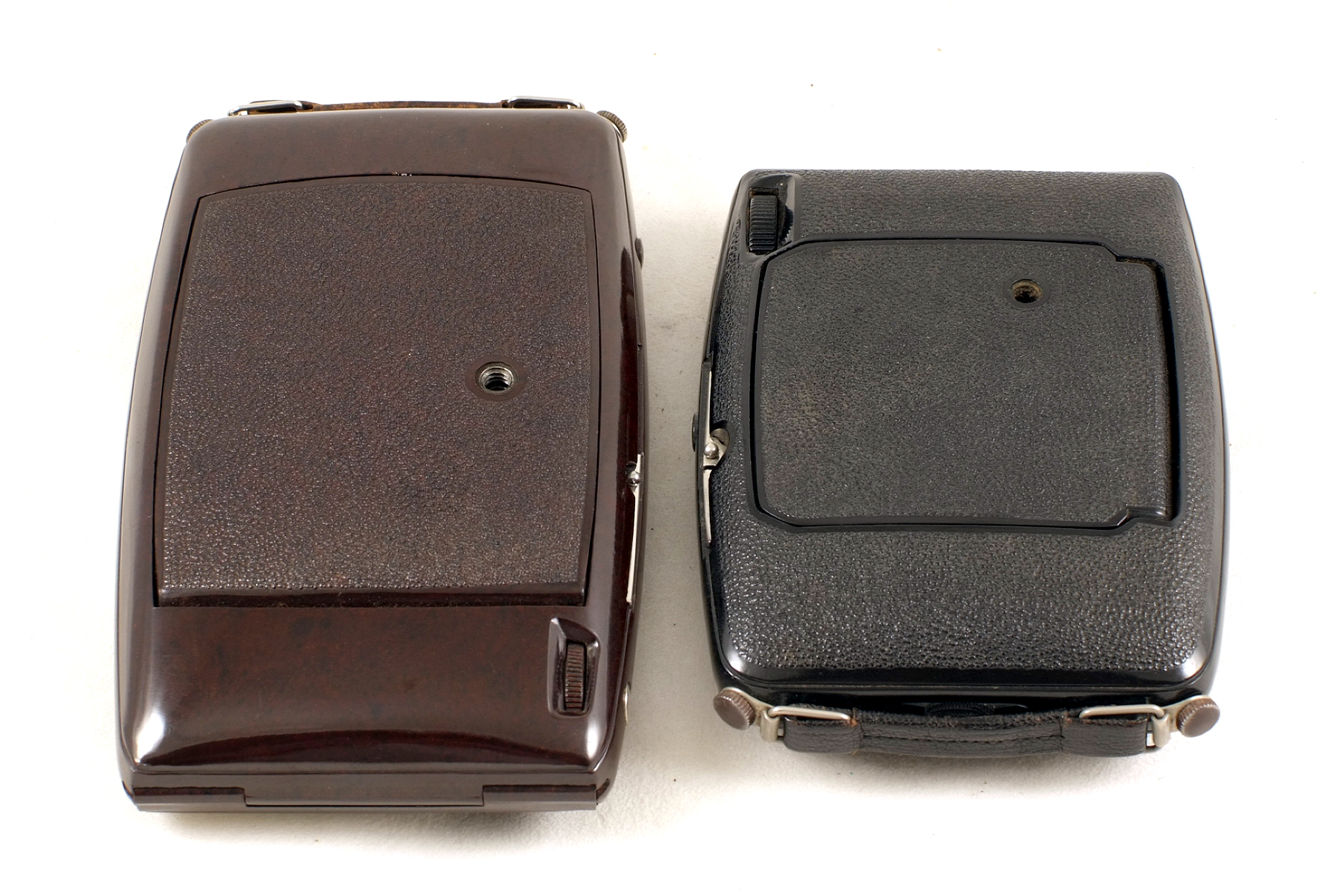 Group of Three Folding Bakelite Roll Film Cameras. Comprising two uncommon Ebner cameras (both - Image 4 of 5