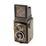 'Art Deco' Rolleicord TLR with Tritar 7.5cm f3.5 Lens. Early version with raised, nickel crossed