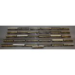 OO Gauge. 31 unboxed Coaches, including many in GWR chocolate and cream livery, by Mainline,