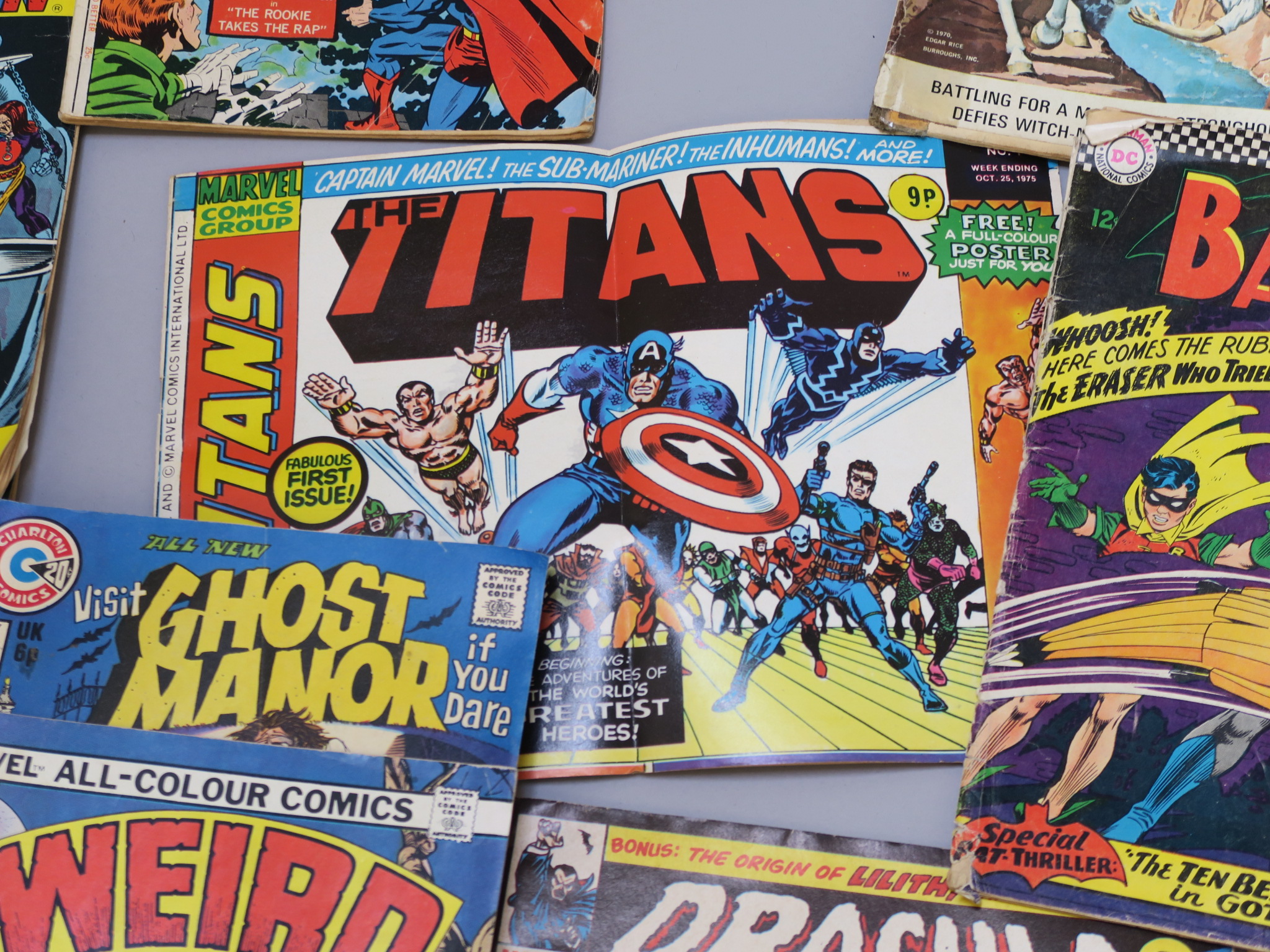 Collection of US and UK comics includes Marvel comics The Titans no 1 with poster, The Amazing - Image 4 of 4