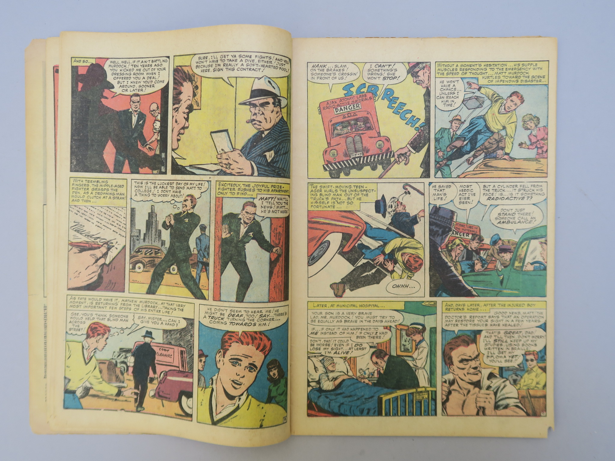 Daredevil #1 (April 1964) Marvel comic featuring the first appearance and origin of Daredevil - Image 4 of 5